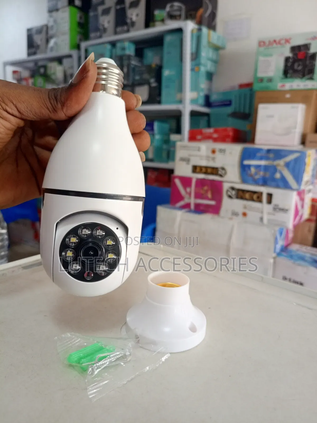 Ultra Bulb Camera