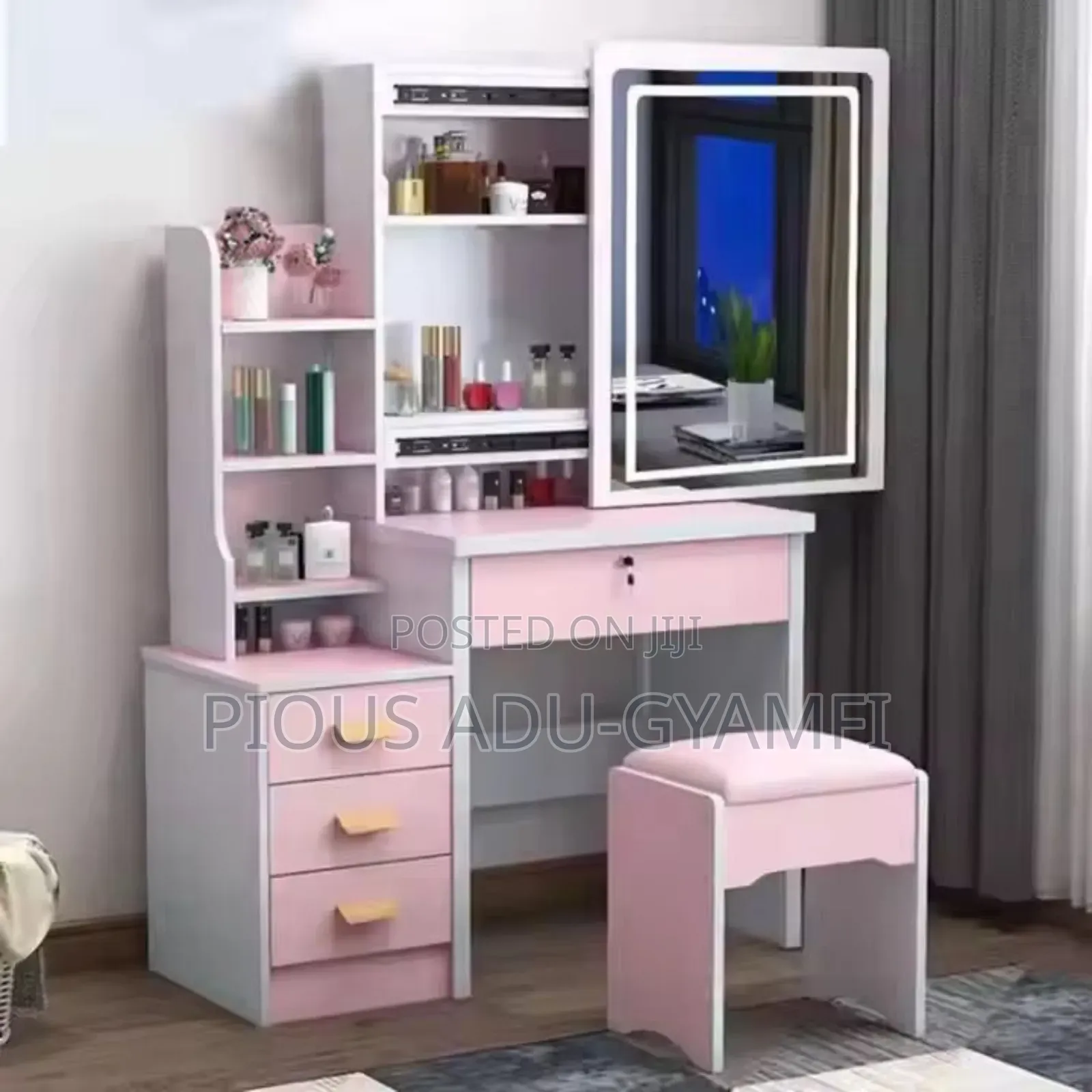 Multipurpose Makeup Dressing Mirror