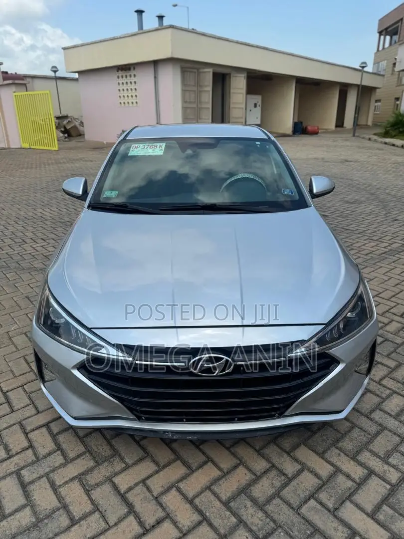 Hyundai Elantra Sport 2019 White