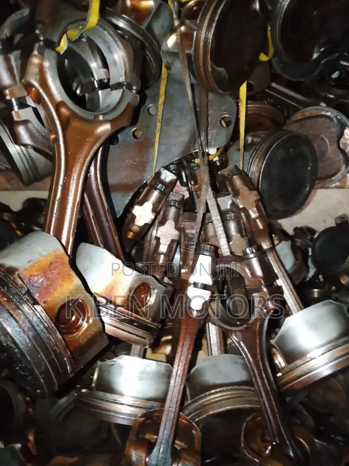 All Kings of Saloon Cars Camshaft and Pistols