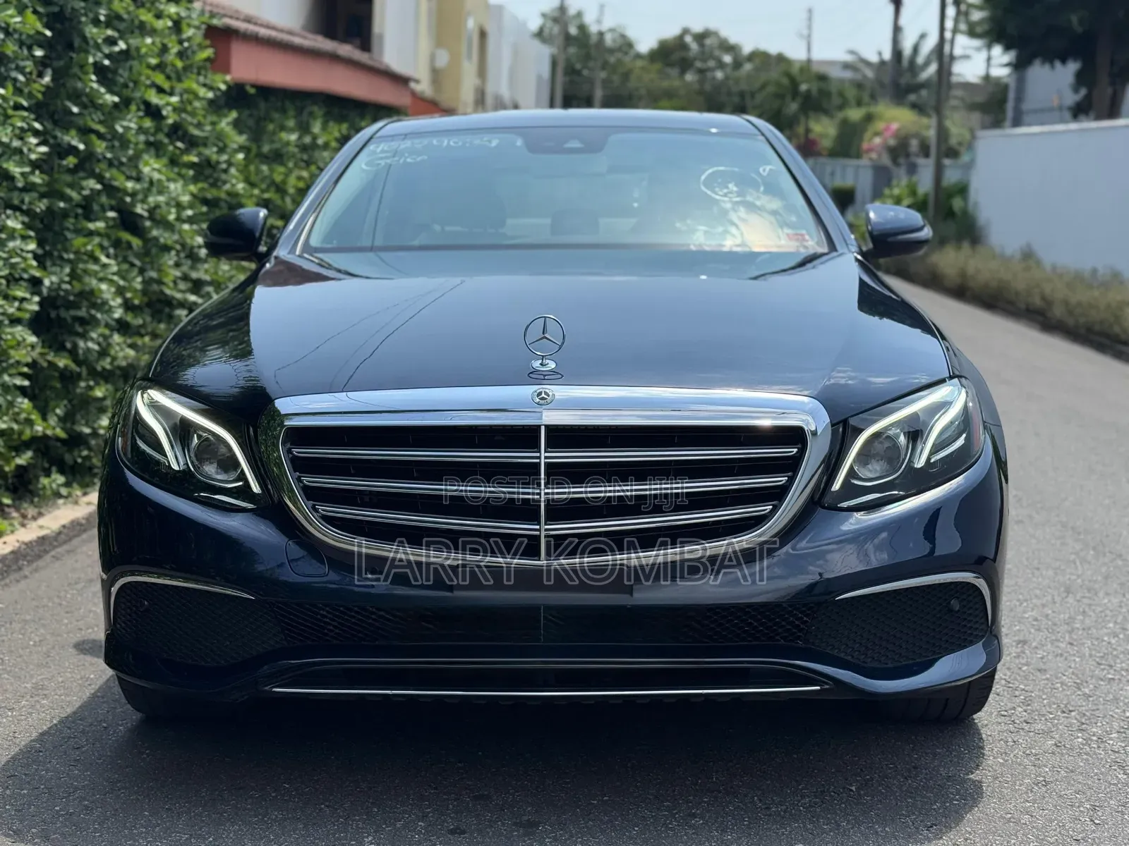 Mercedes-Benz E300 2018 Blue