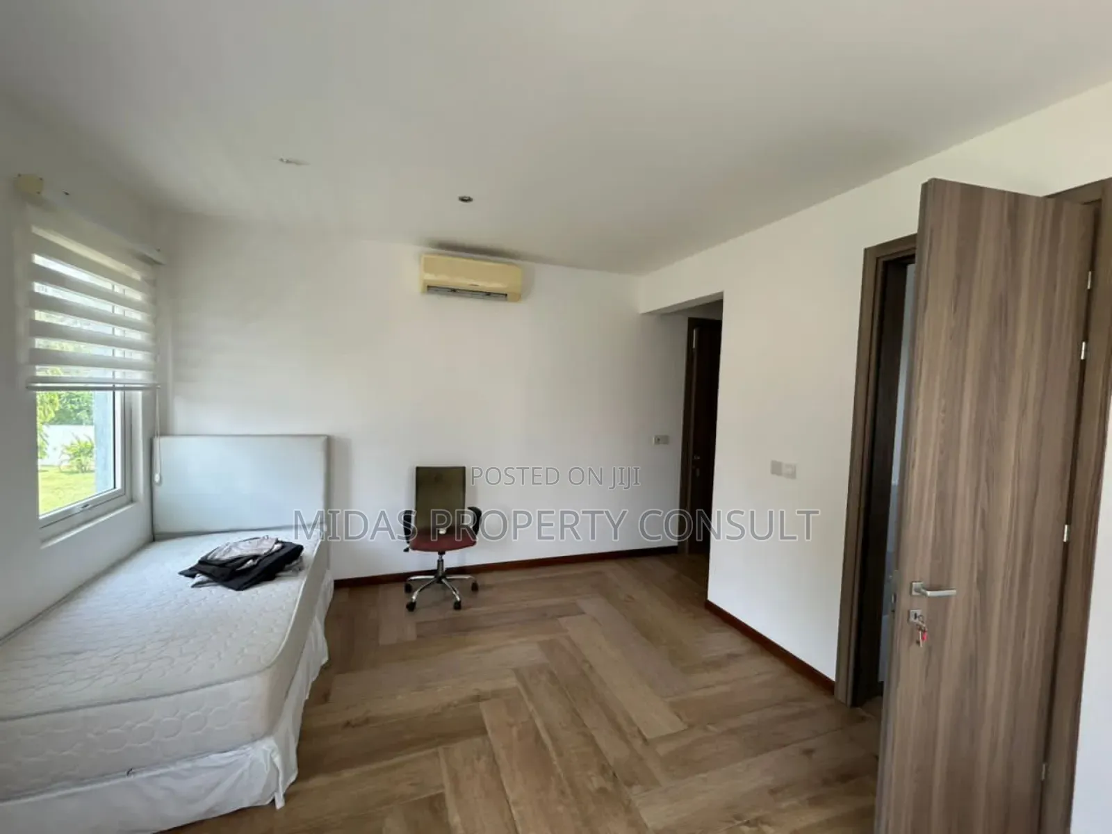 3bdrm Townhouse / Terrace in Labone for rent