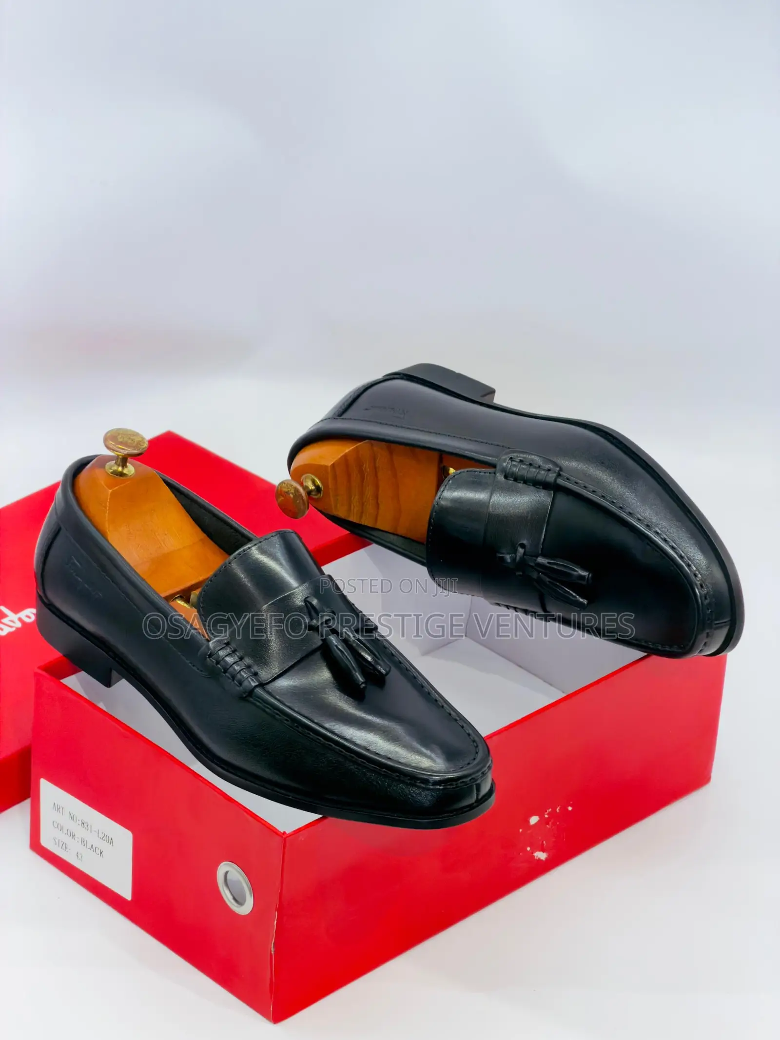 Premium Leather Ferraganmo Shoe Black