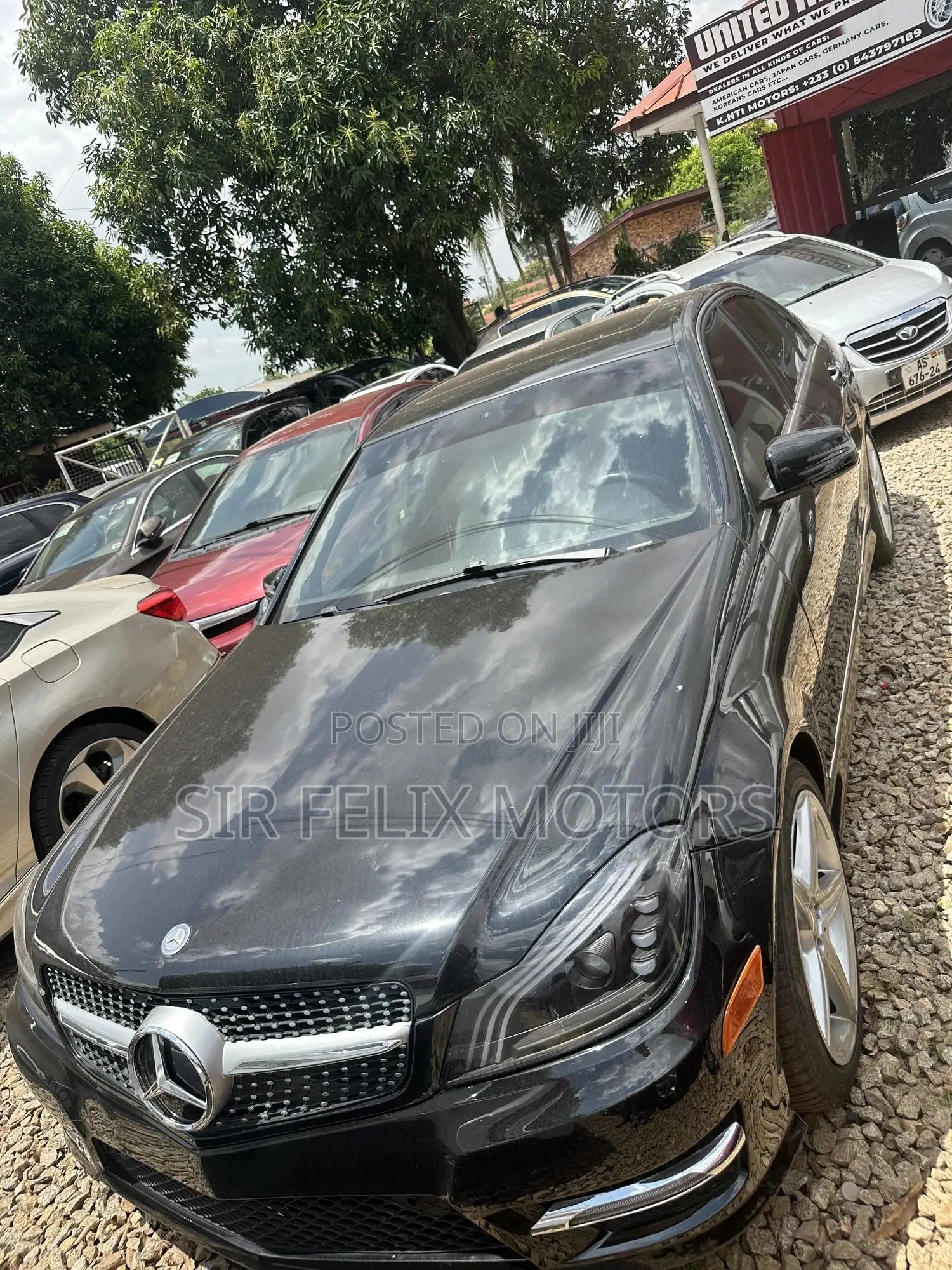 Mercedes-Benz C250 2014 Black