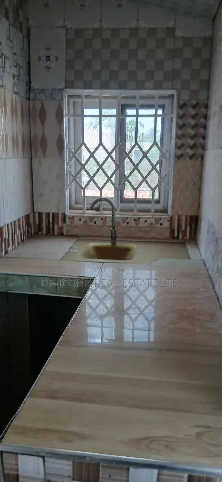 1bdrm Apartment in De-Icons Real Estate, Awutu Senya East Municipal