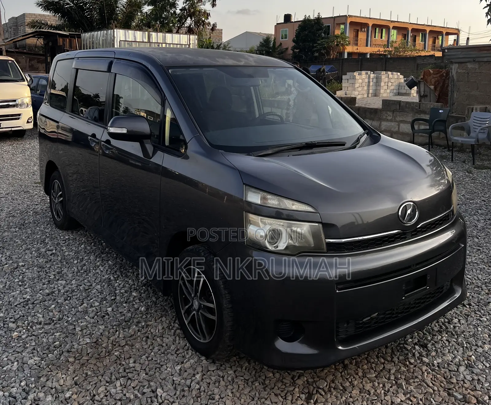 Toyota Voxy 2012 Gray