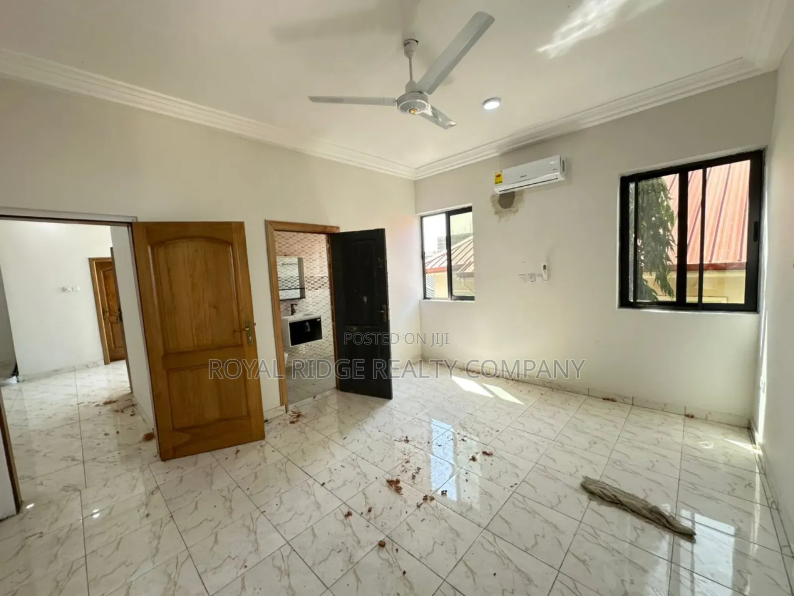 2bdrm Apartment in Burma Hills Close To, Accra Metropolitan for rent