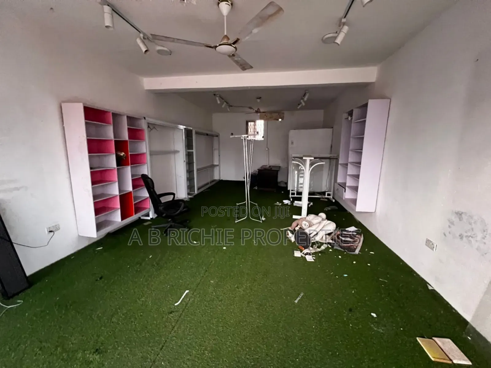 Shop for Rent at Tse-Addo