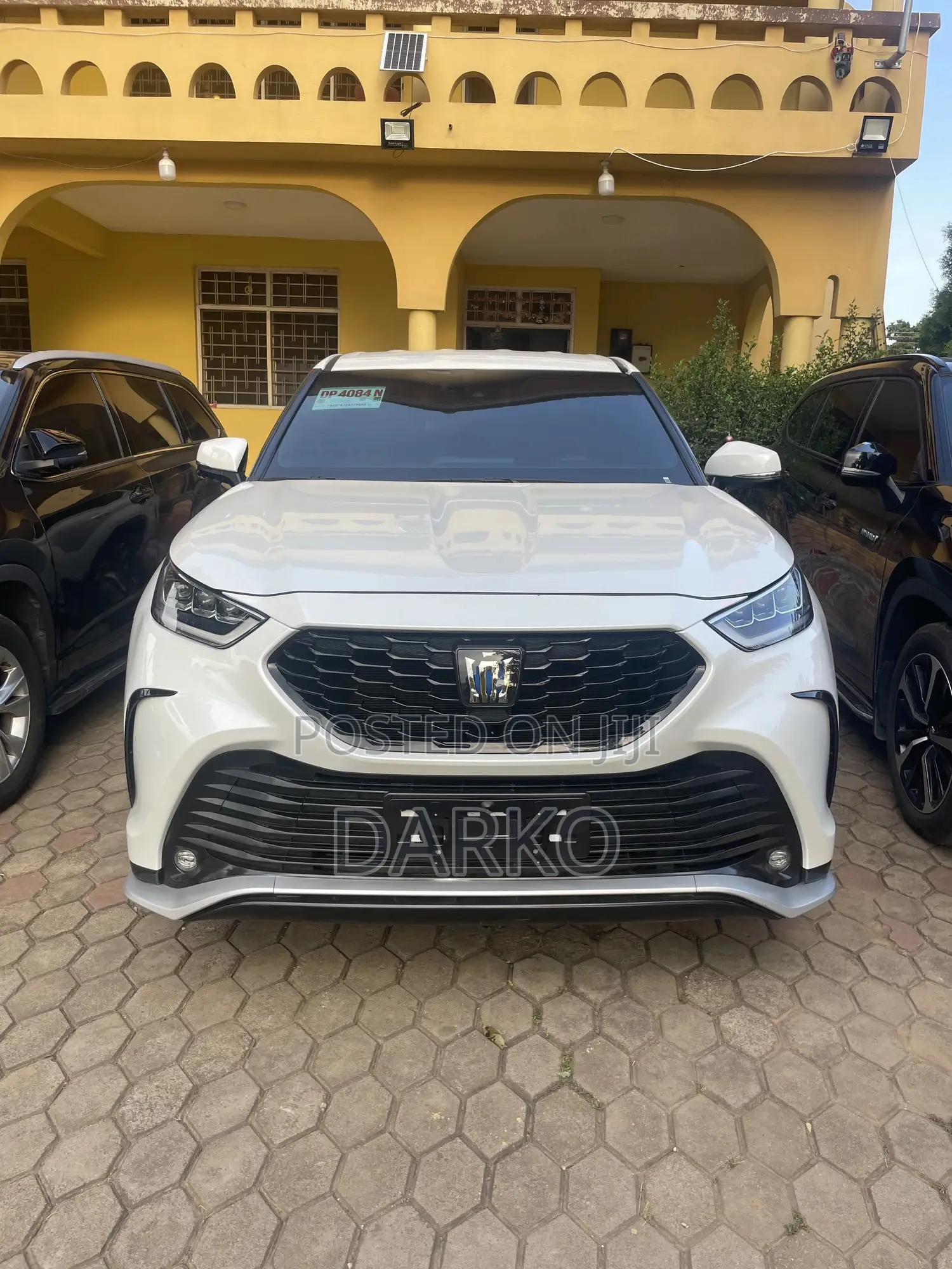 Toyota Highlander 2021 White