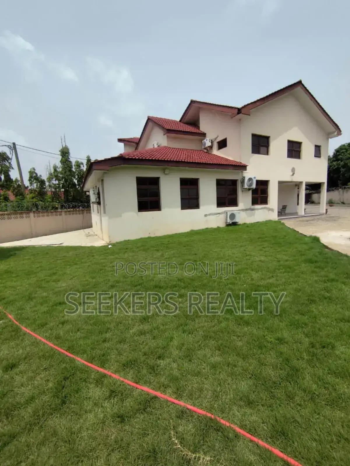 15bdrm House in Seekers Realty, MTN Area for rent