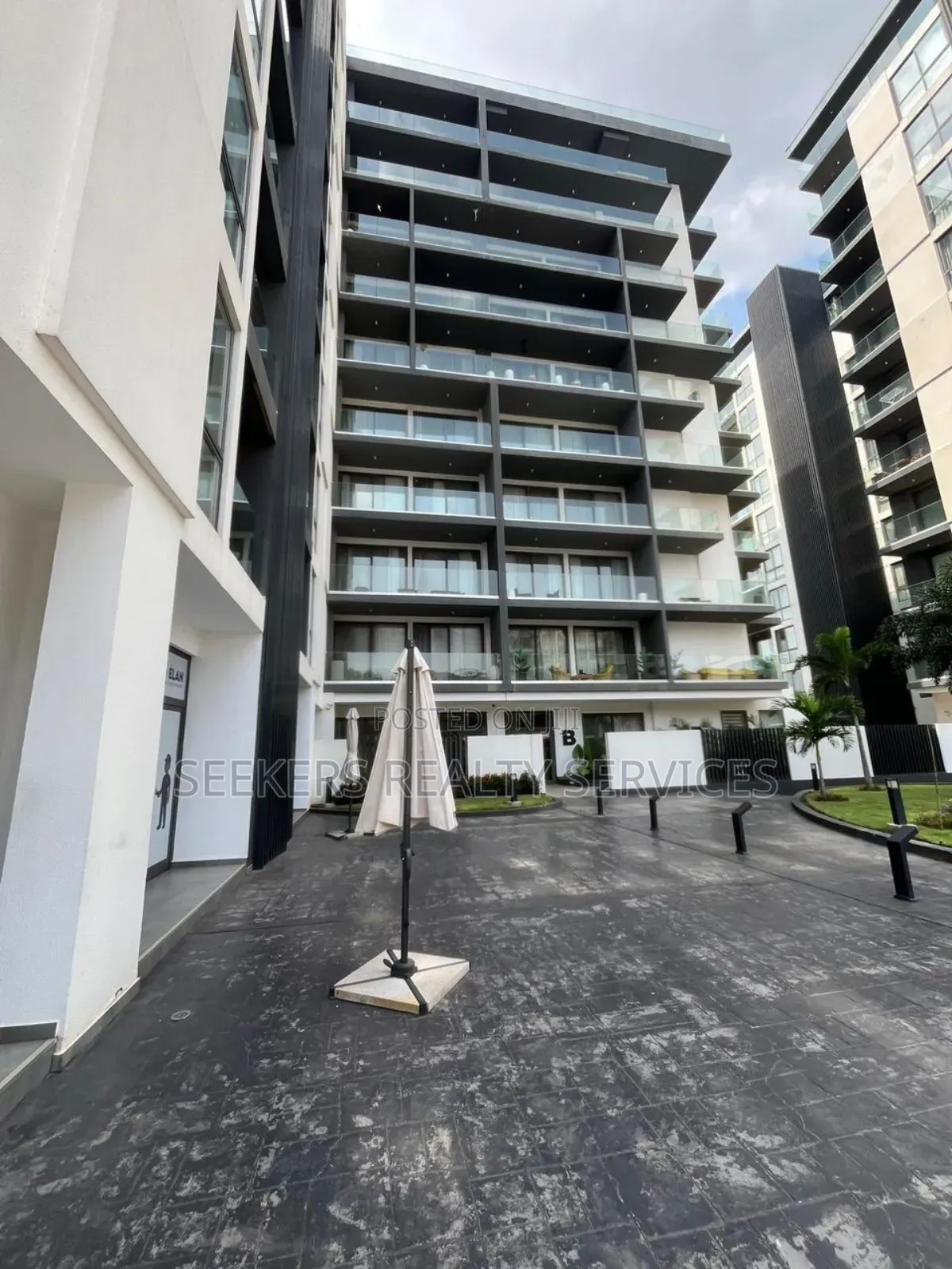 Furnished 1bdrm Apartment in Seekers Realty, Shopping Arcade Area