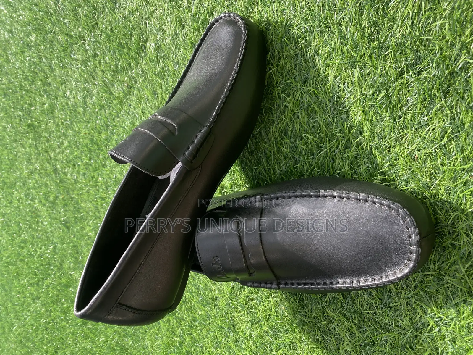 Classic Comfort Leather Loafers - Black