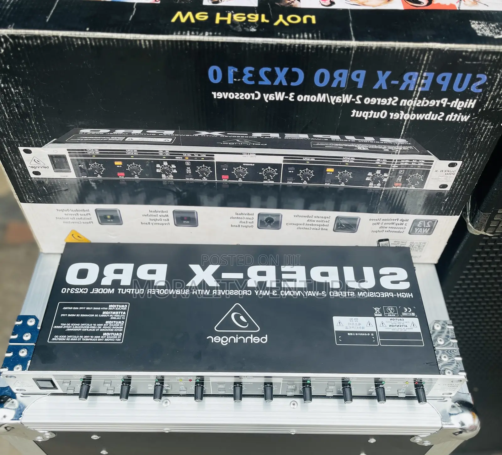 Behringer Super-X Pro Cx2310 V2 Audio Crossover.