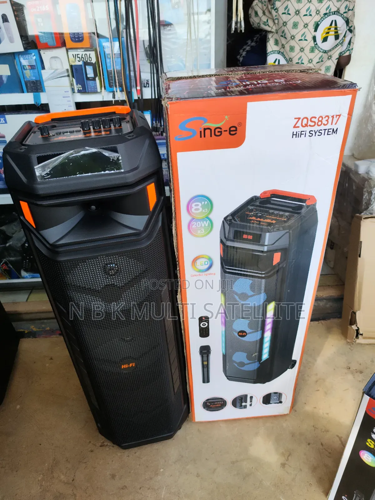 Outdoor Bluetooth Speaker With 1 Microphone