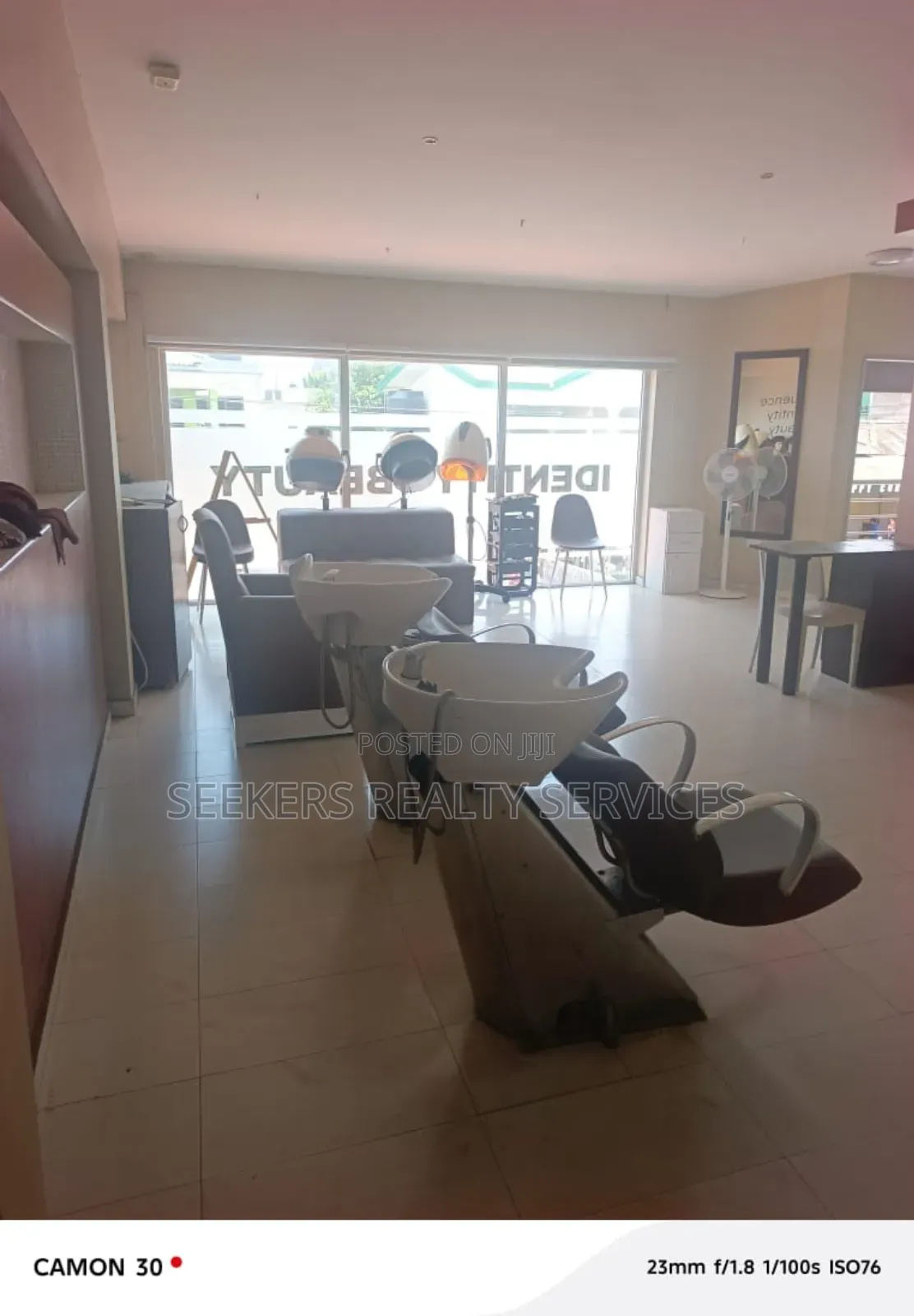 Salon Space for Rent – Prime Location Main Oxford Street, Osu