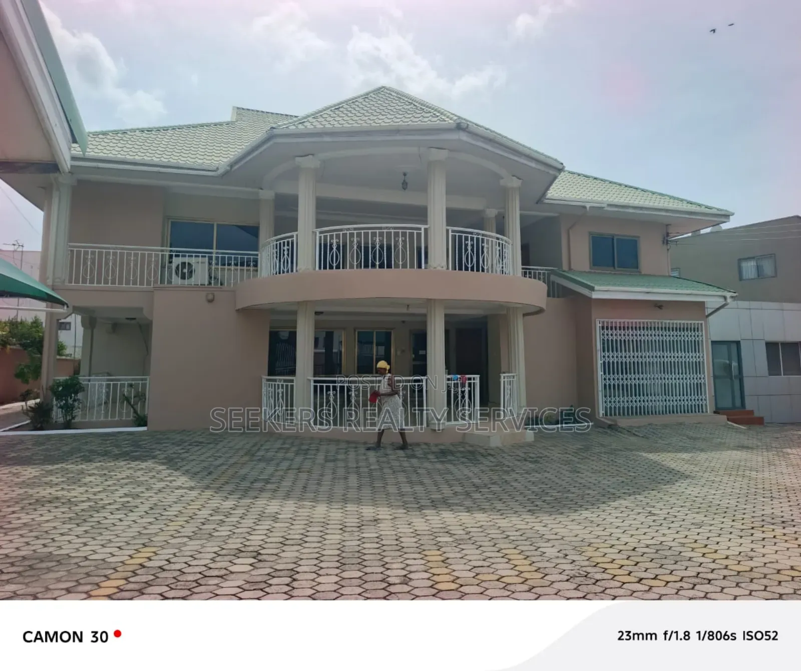 12bdrm House in Seekers Realty, Prisons for rent
