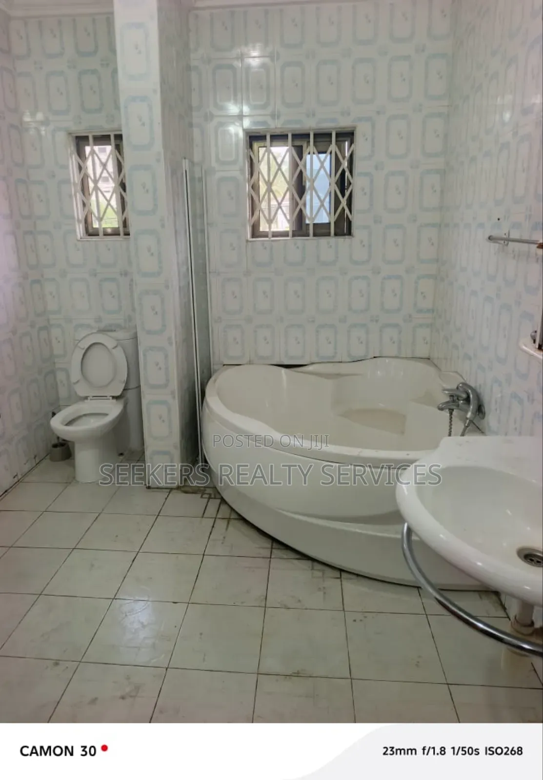 12bdrm House in Seekers Realty, Prisons for rent