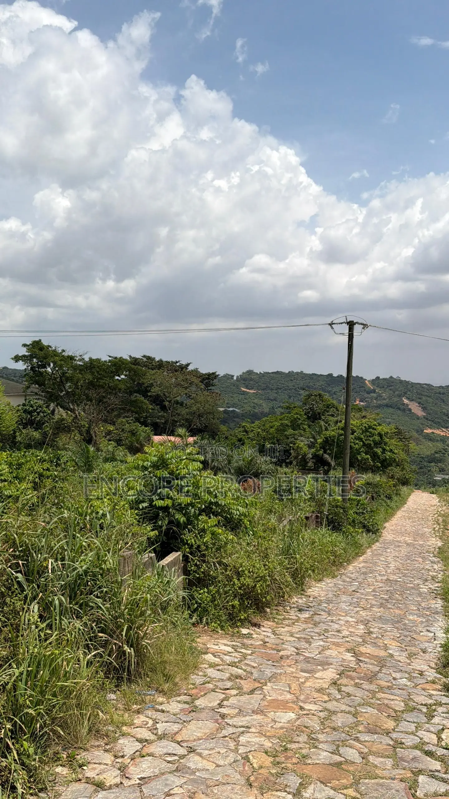 2 Acres of Titled Land on the Peaduase Aburi Road