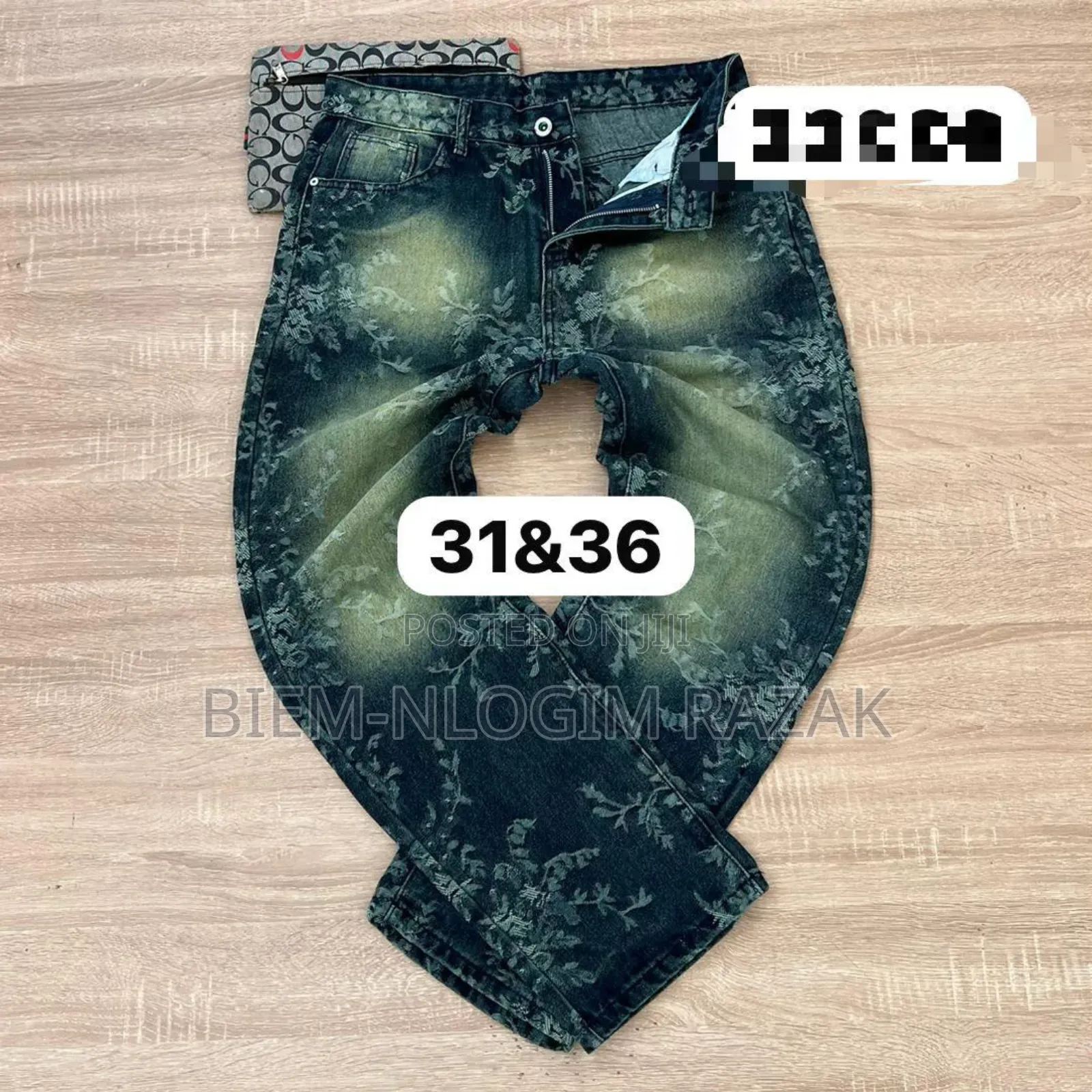 Tops Quality Luis Vutton and Gucci Baggy Jeans Available in Stock