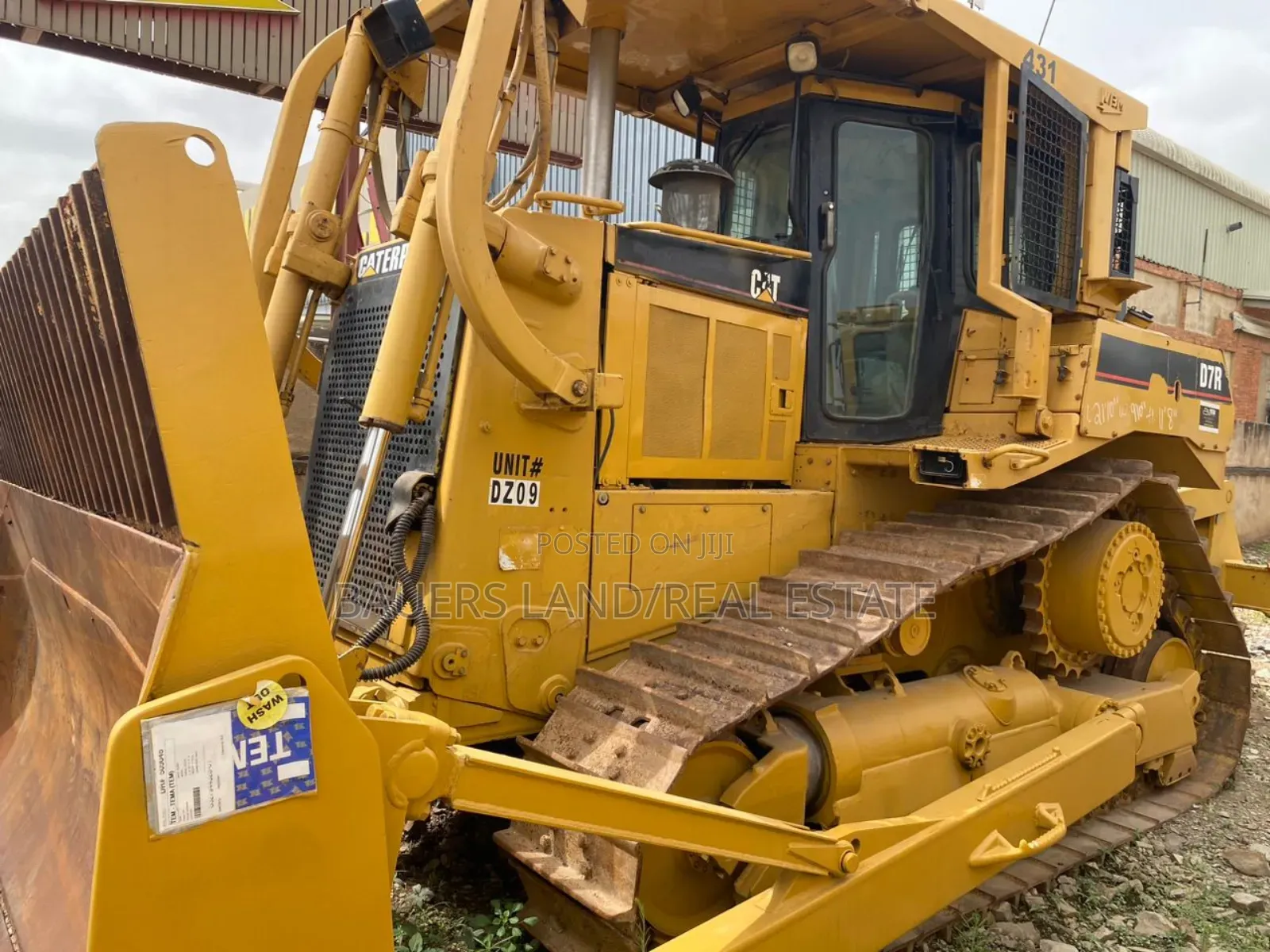 Caterpillar D7r Crawler Bulldozer.