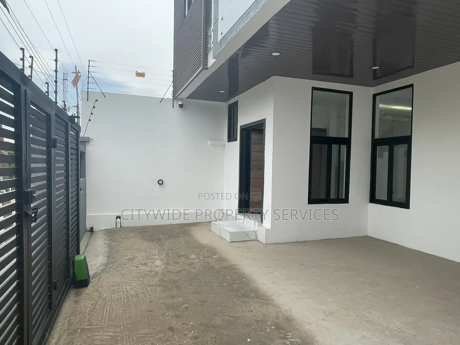3bdrm House in West Legon, Presby Church Area for sale