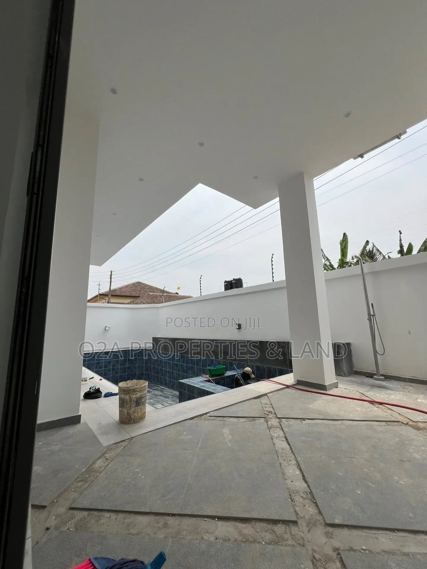 4bdrm House in Adjiringanor, Ability for sale