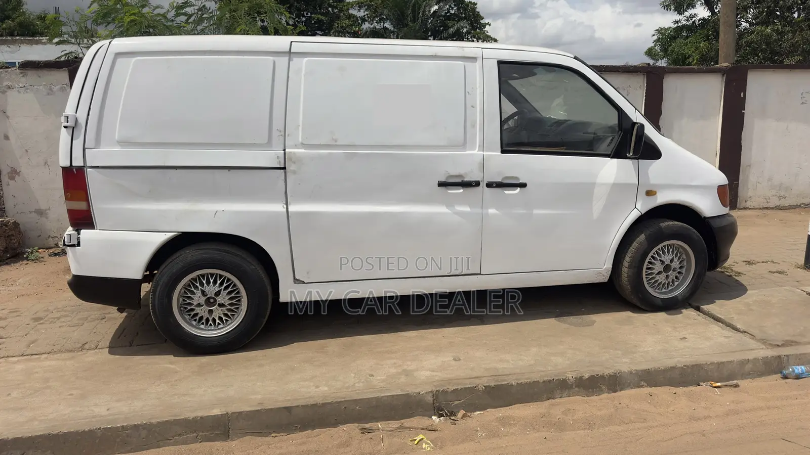 Mercedes-Benz Vito 2001 White