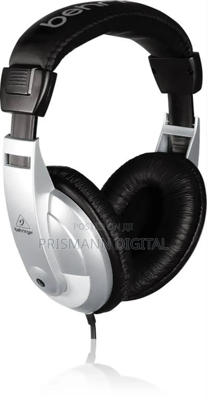 Behringer HPM 1000