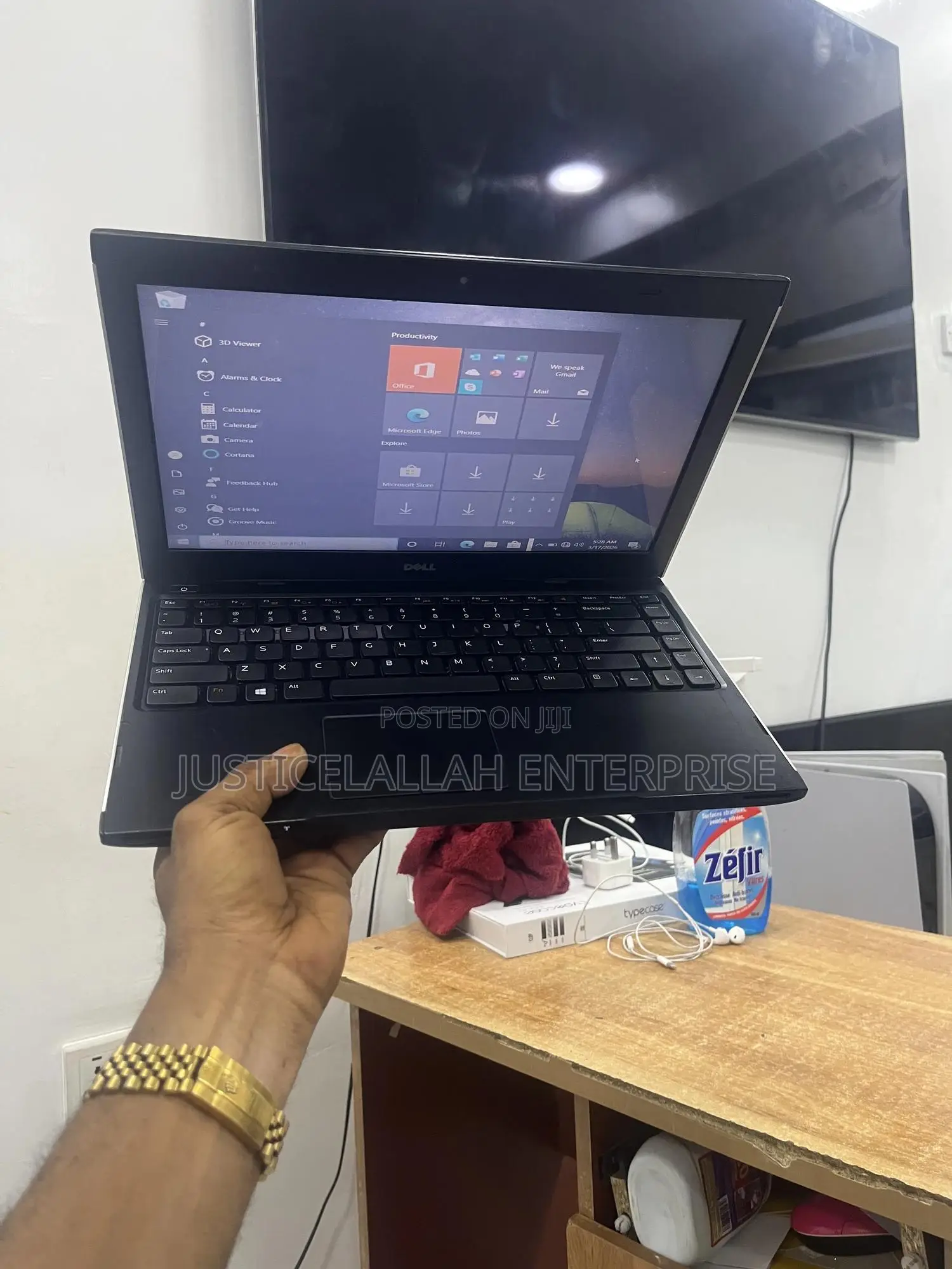 Laptop Dell Latitude 3330 4GB Intel Celeron HDD 160GB