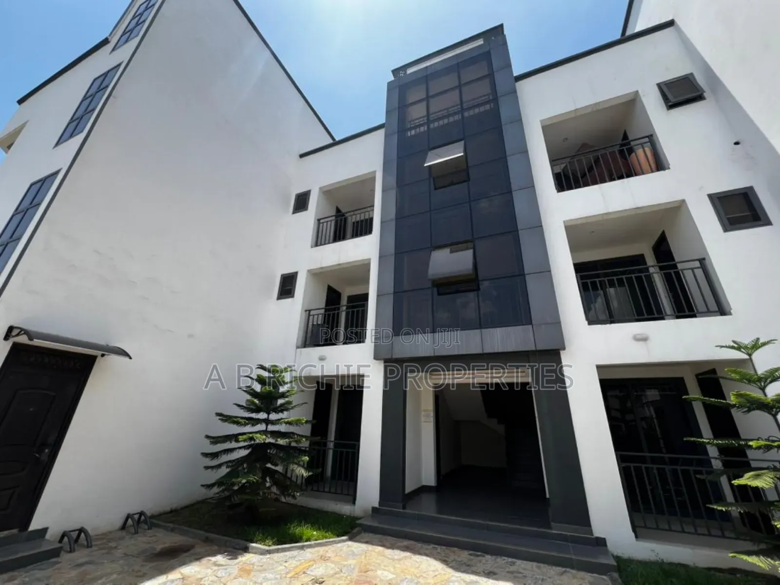 2bdrm Apartment in Ab Richie Properties, Baatsona Total for rent
