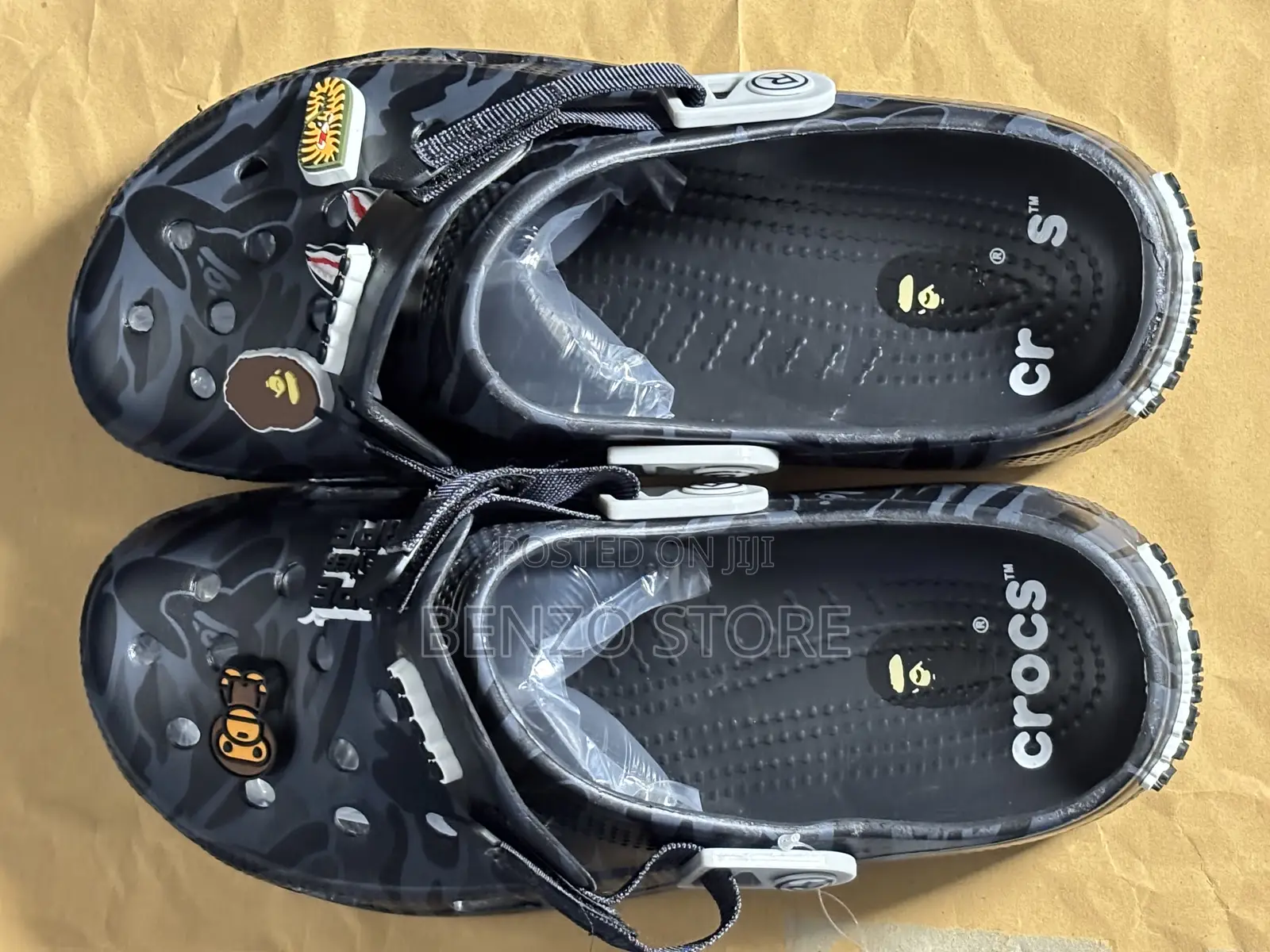Quality Pattern Crocs Clogs for Men and Women Size 40-45 Black Color