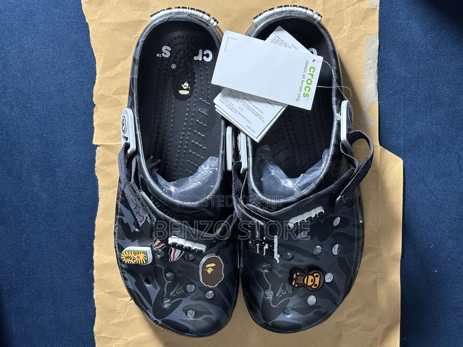 Stylish Unisex Crocs Clogs Pattern Design Size 40-45 Black Color