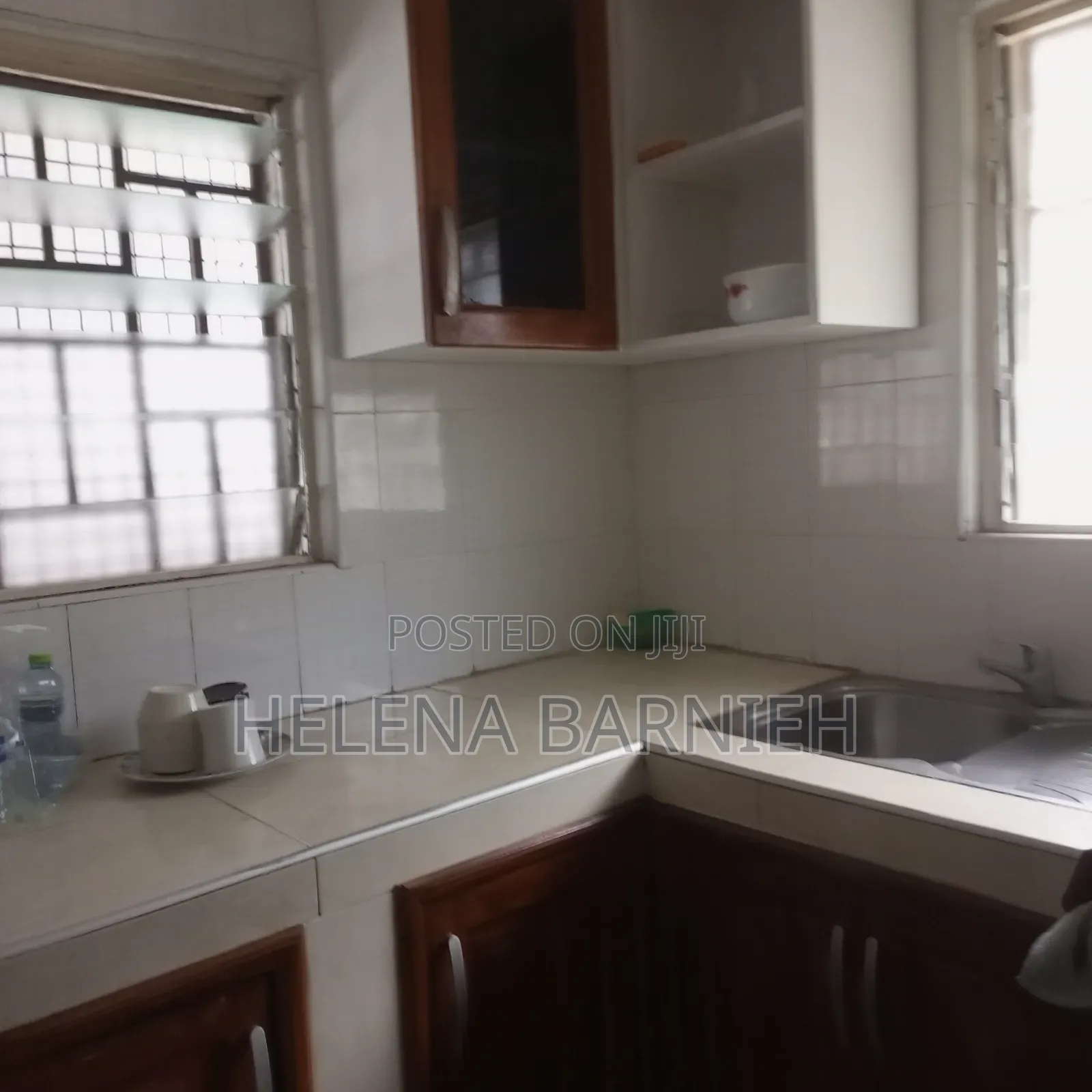 Furnished 2bdrm Apartment in Helena Estate Agency, The Mall for rent