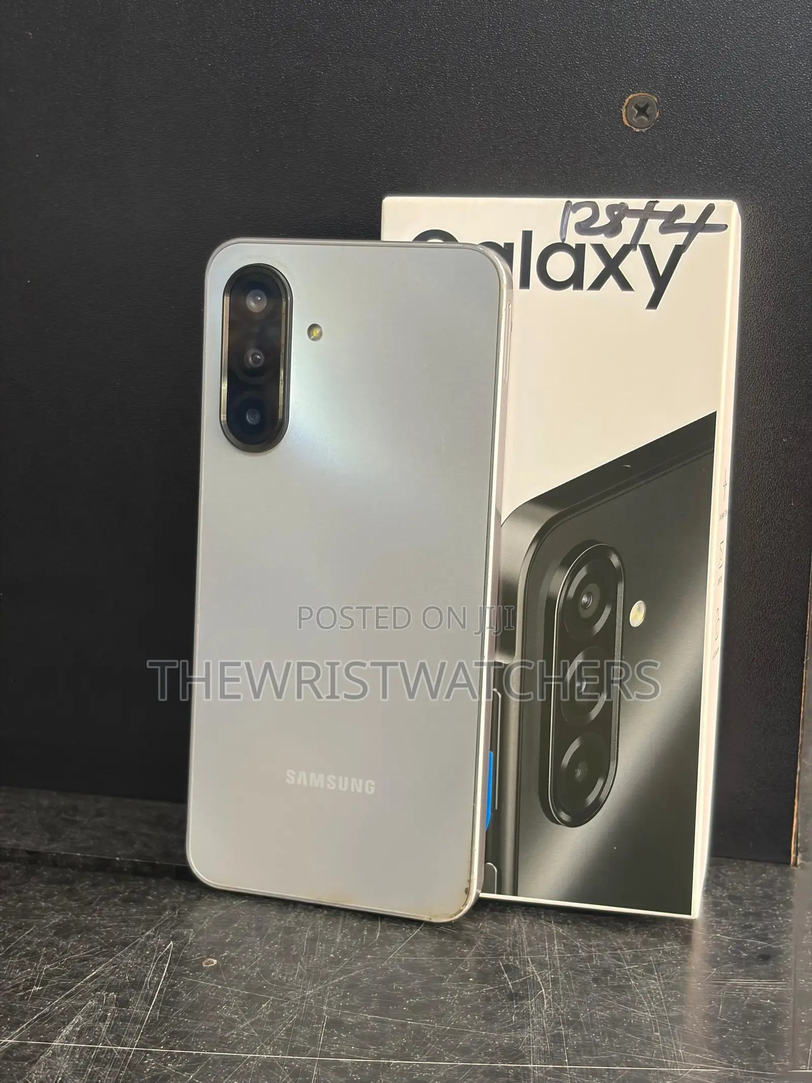 New Samsung Galaxy A17 128 GB Gray