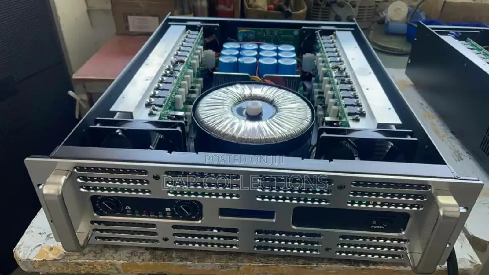 Ev Bass Power Amplifier - E9500