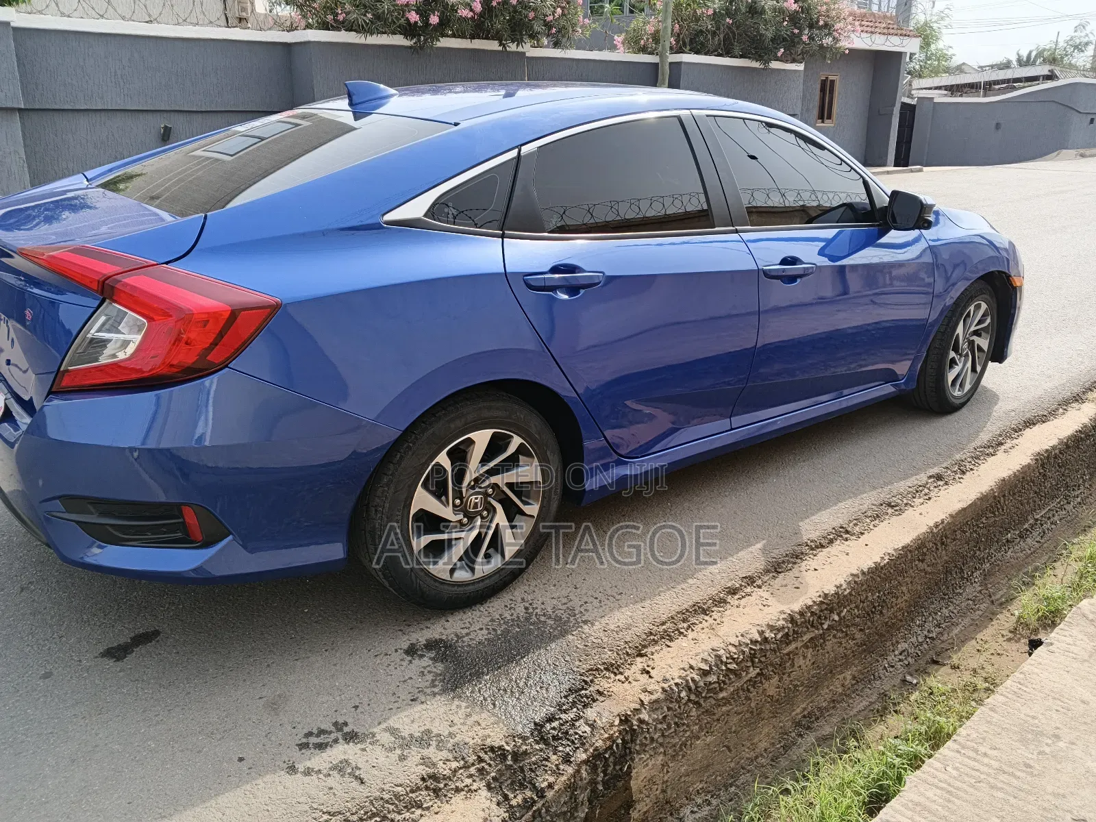 Honda Civic 2018 Blue
