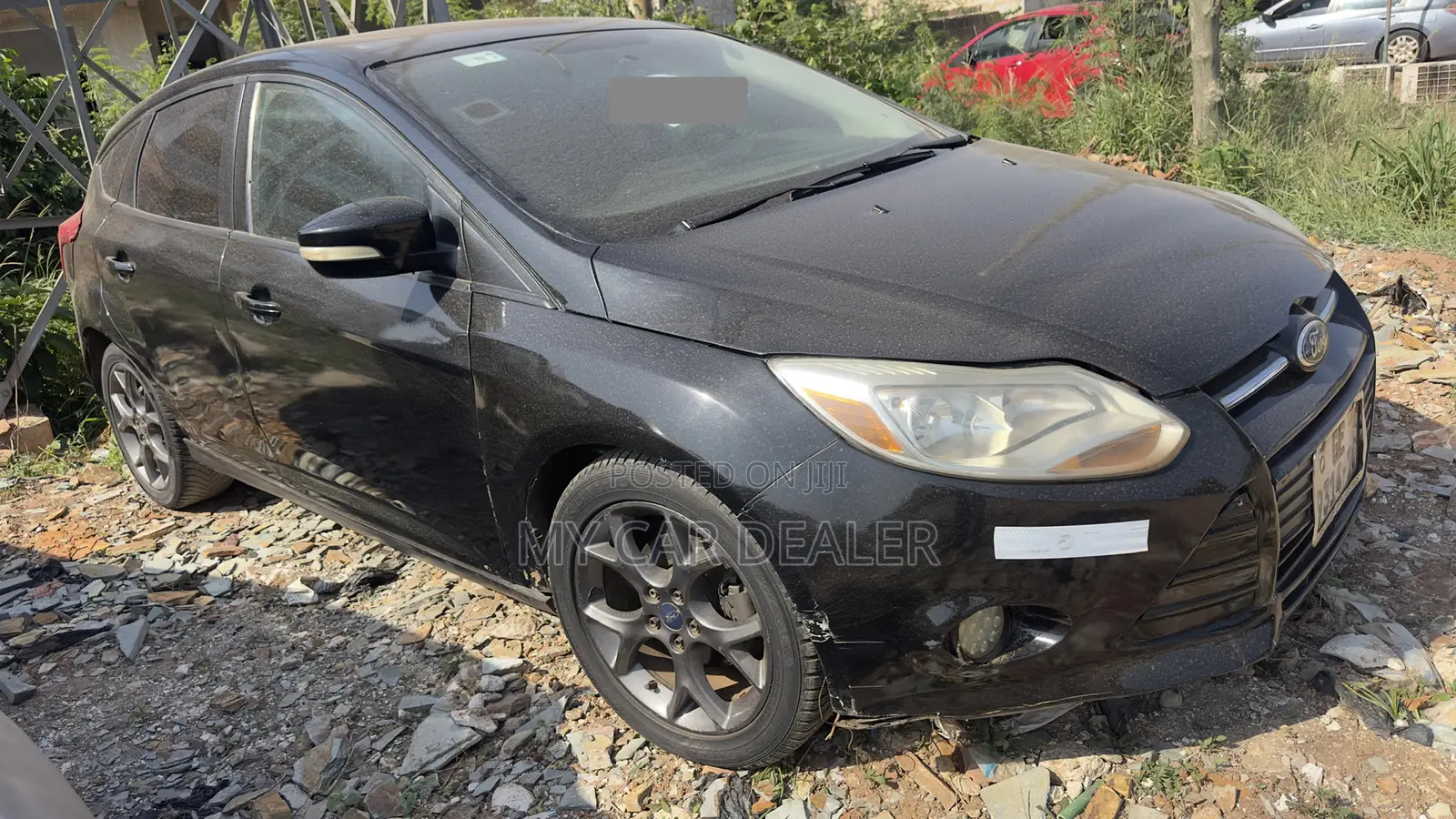 Ford Focus SE Hatchback FWD (2.0L 4cyl 5M) 2012 Black
