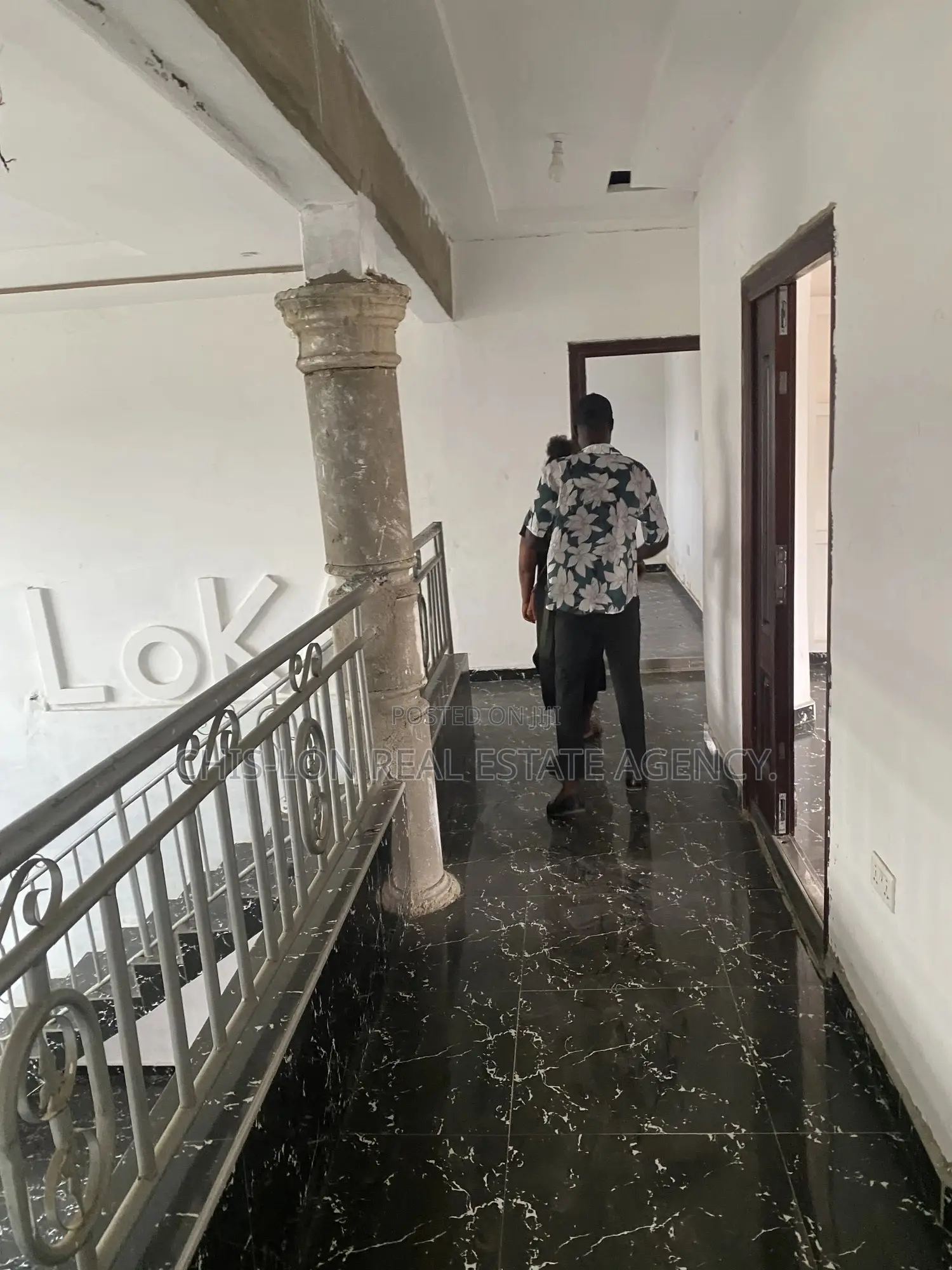 5bdrm Duplex in Chis-Lon Real Estate, Adam Nana for rent