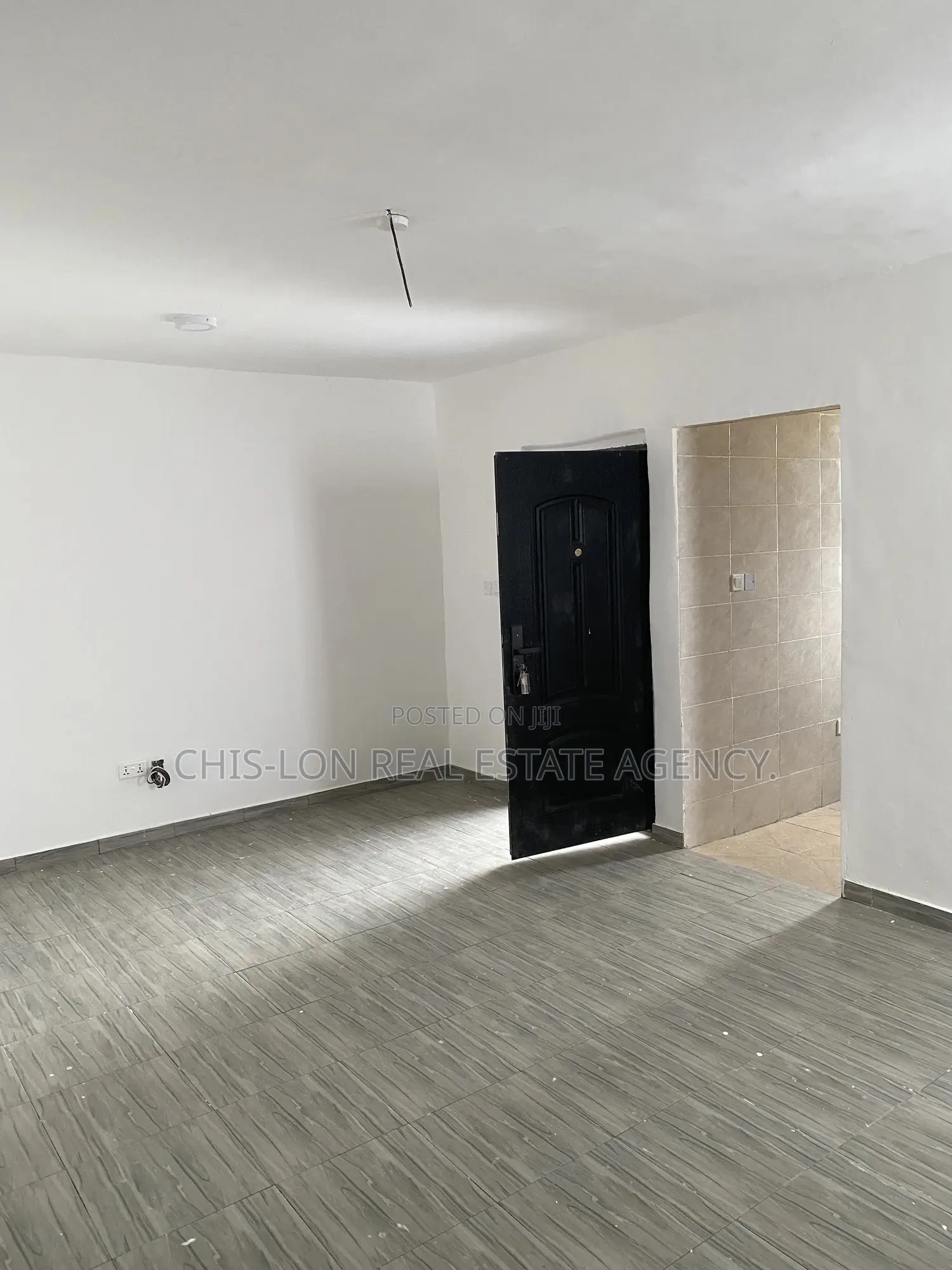 1bdrm Apartment in Kasoa Tuba Road, Toll Booth for rent