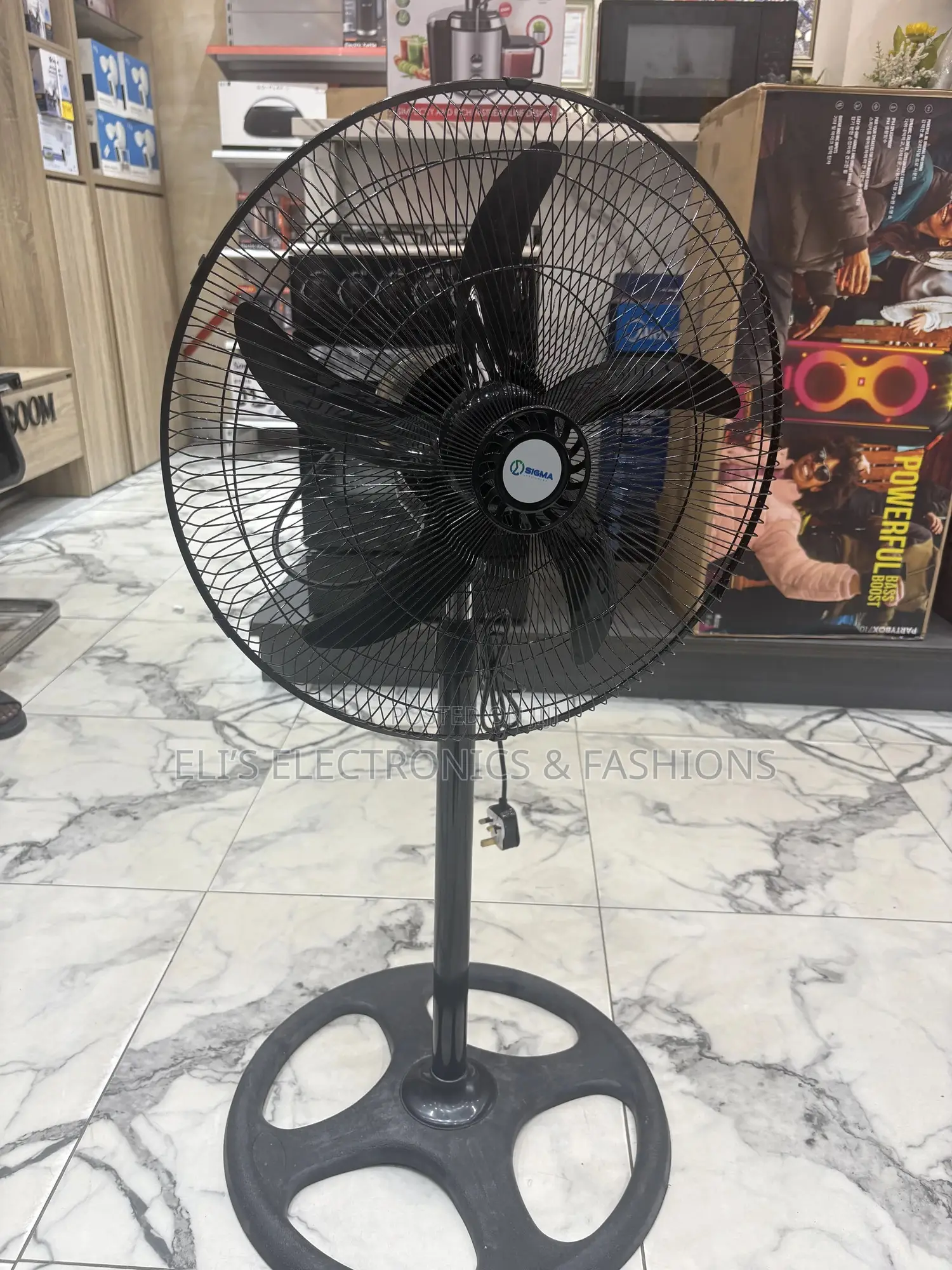 Sigma 18” Standing Fan