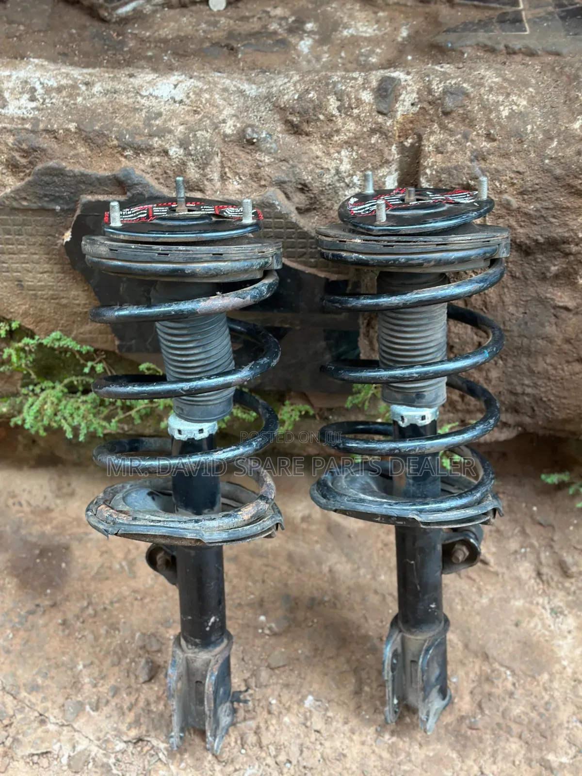 Hyundai Santa Fe 2007,2008,2009,2010,2011,2013 Front Shocks