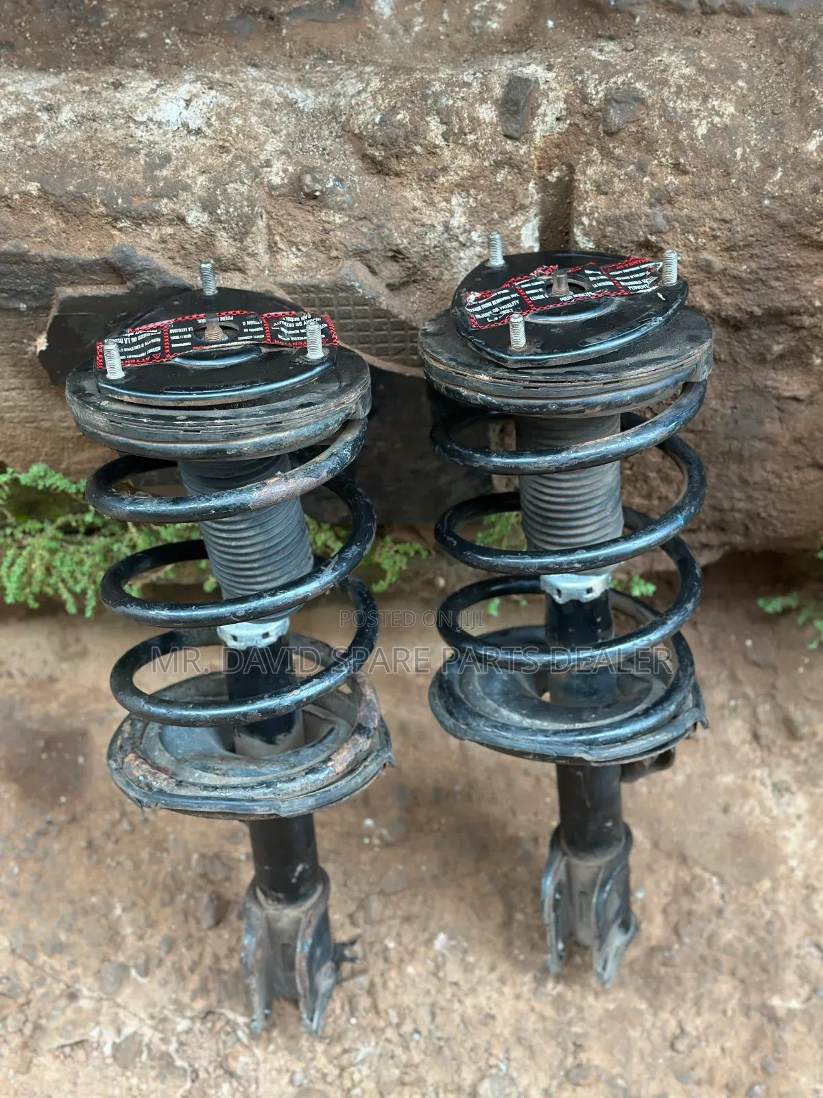 Hyundai Santa Fe 2007,2008,2009,2010,2011,2013 Front Shocks