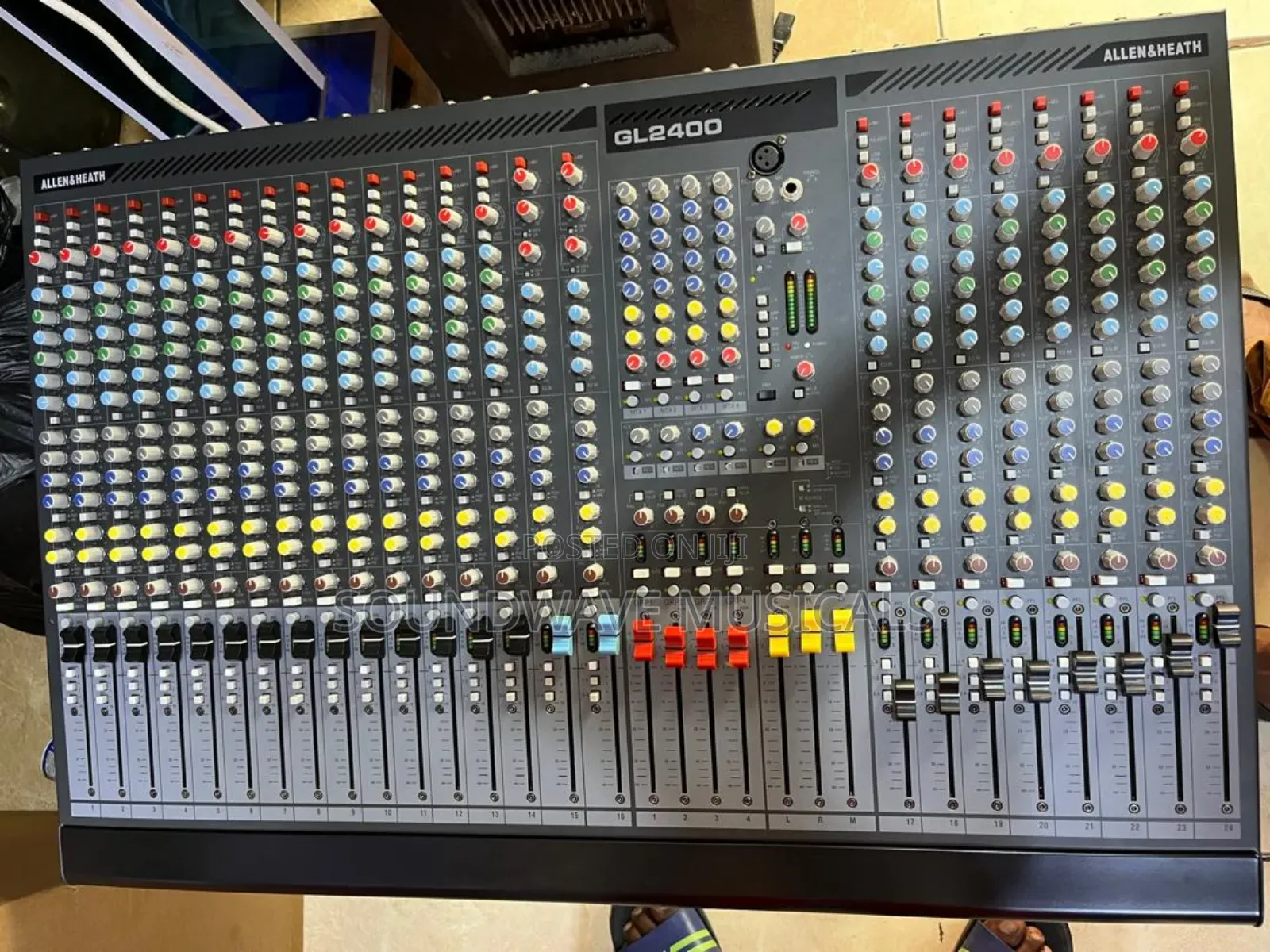 Allen Heath Gl2400 Professional Mixer