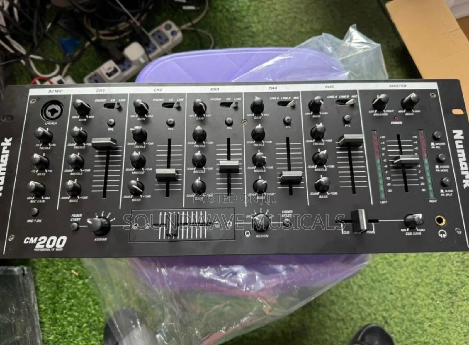 Numark Cm200 Dj Mixer