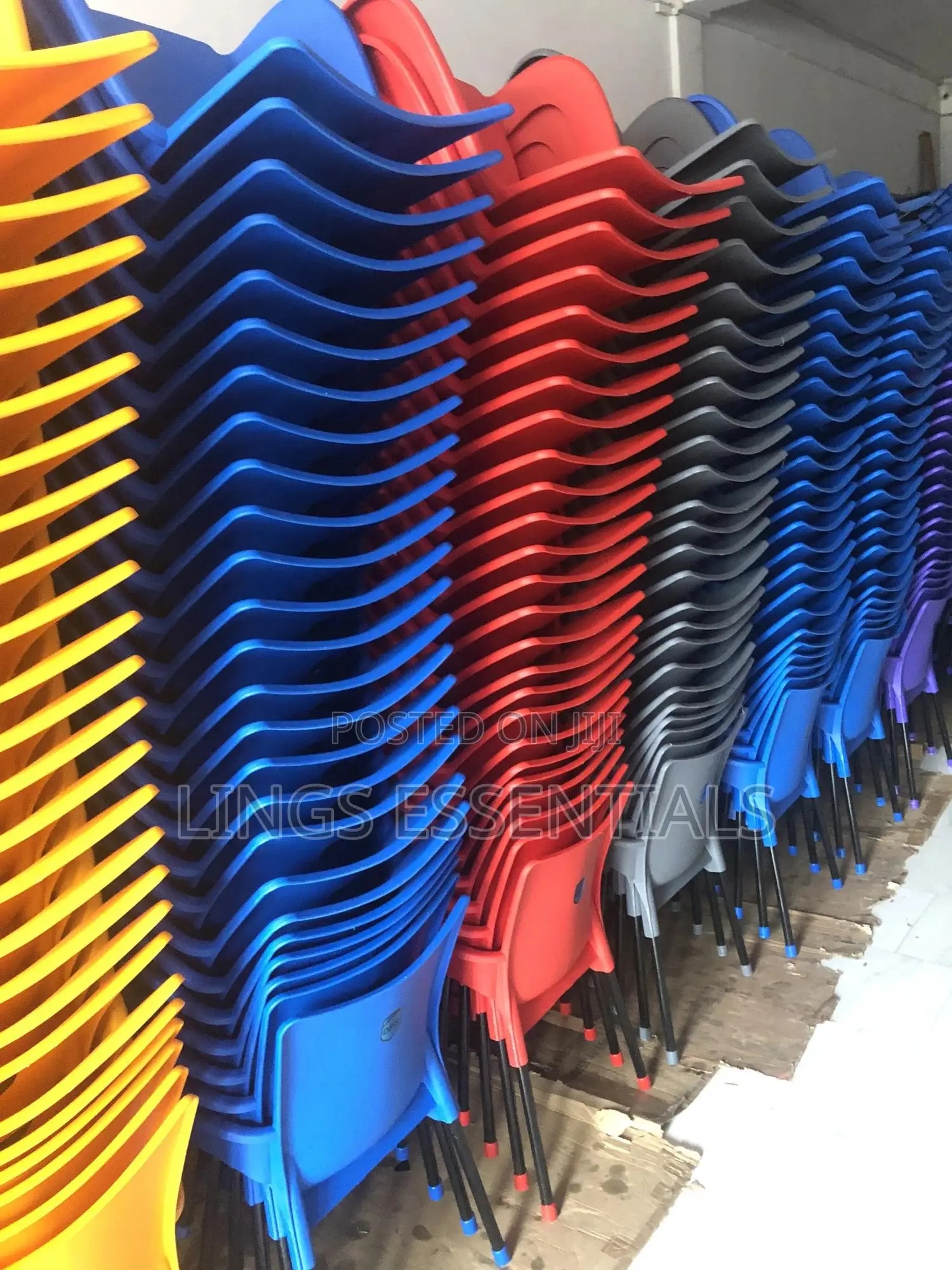 Metal Leg Plastic Chairs