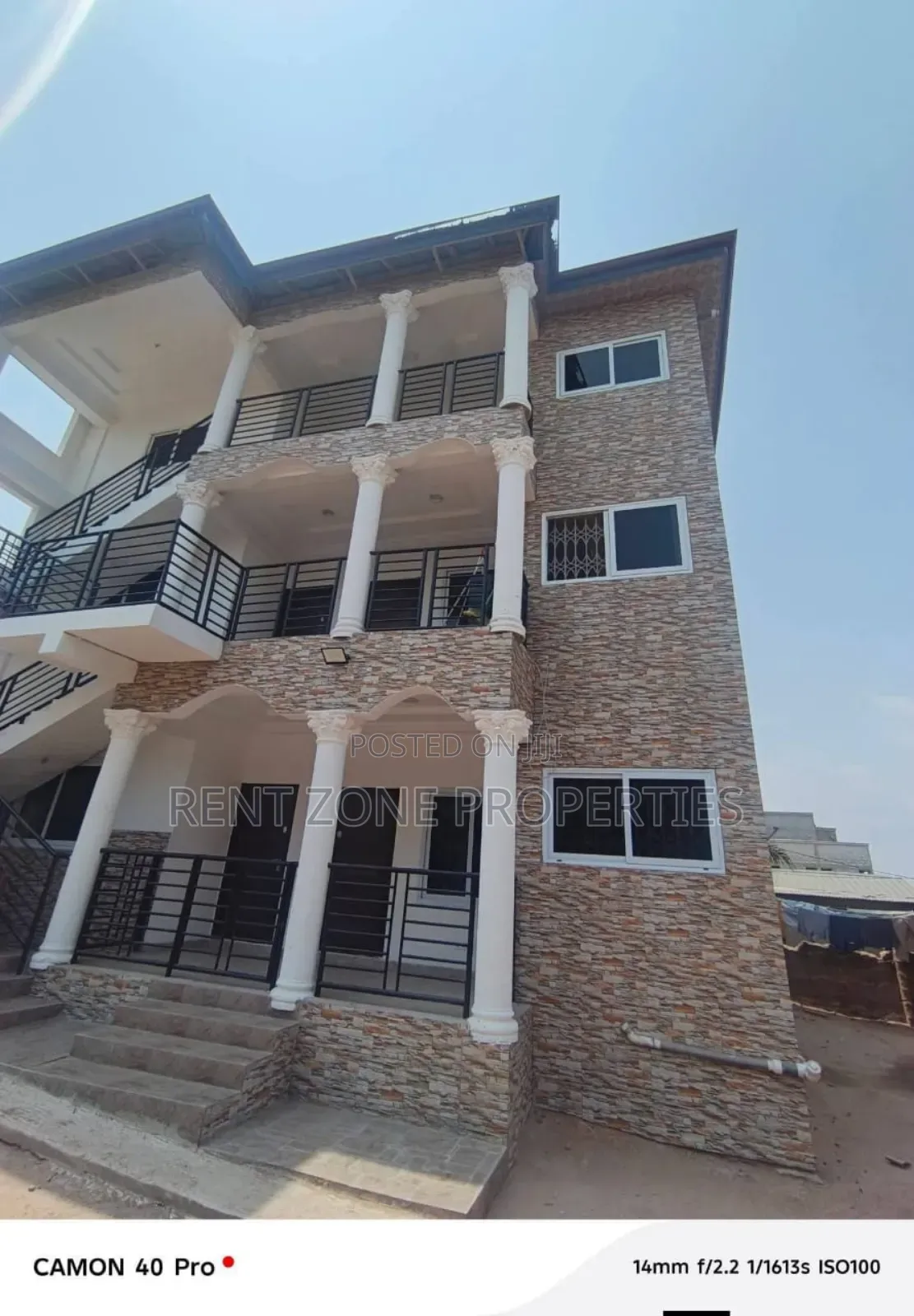 3bdrm Apartment in Top Base for rent