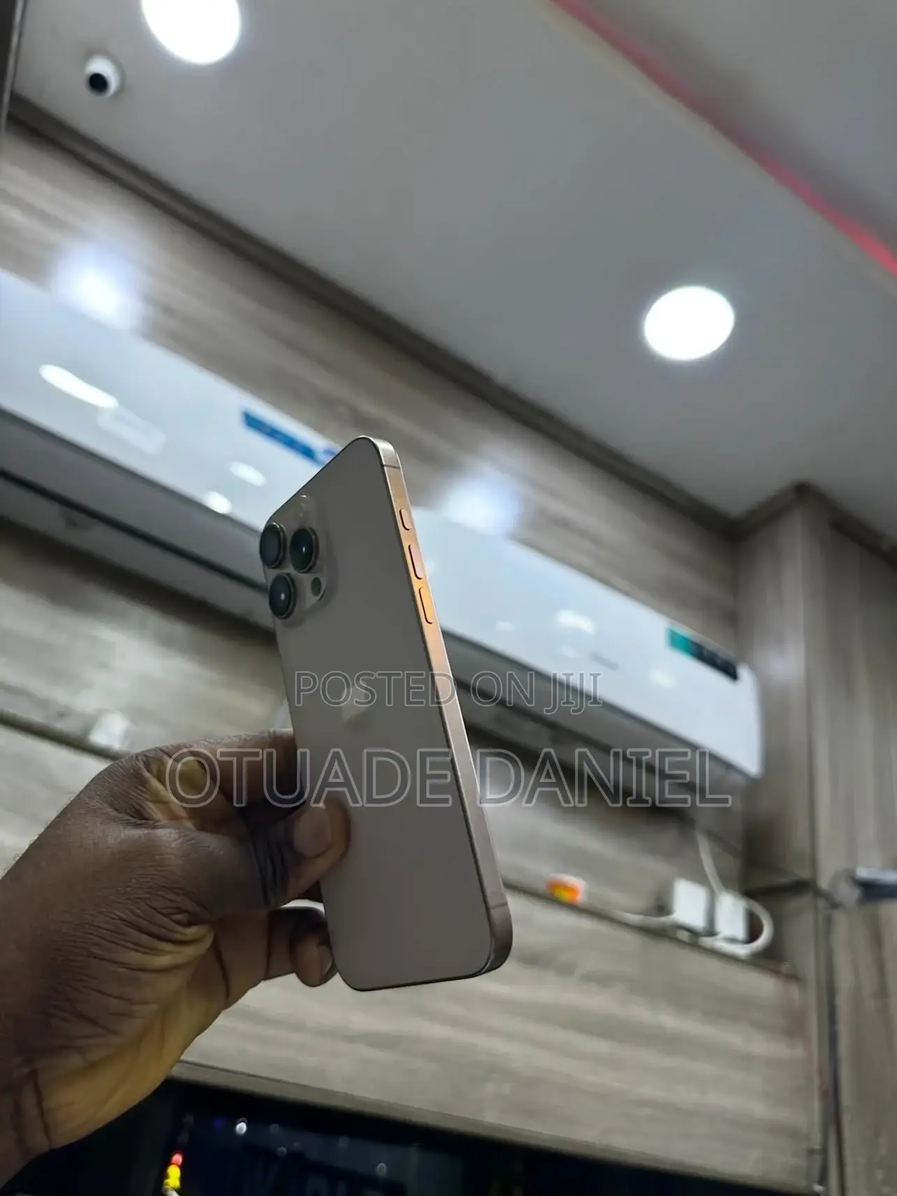 Apple iPhone 16 Pro Max 256 GB Gold