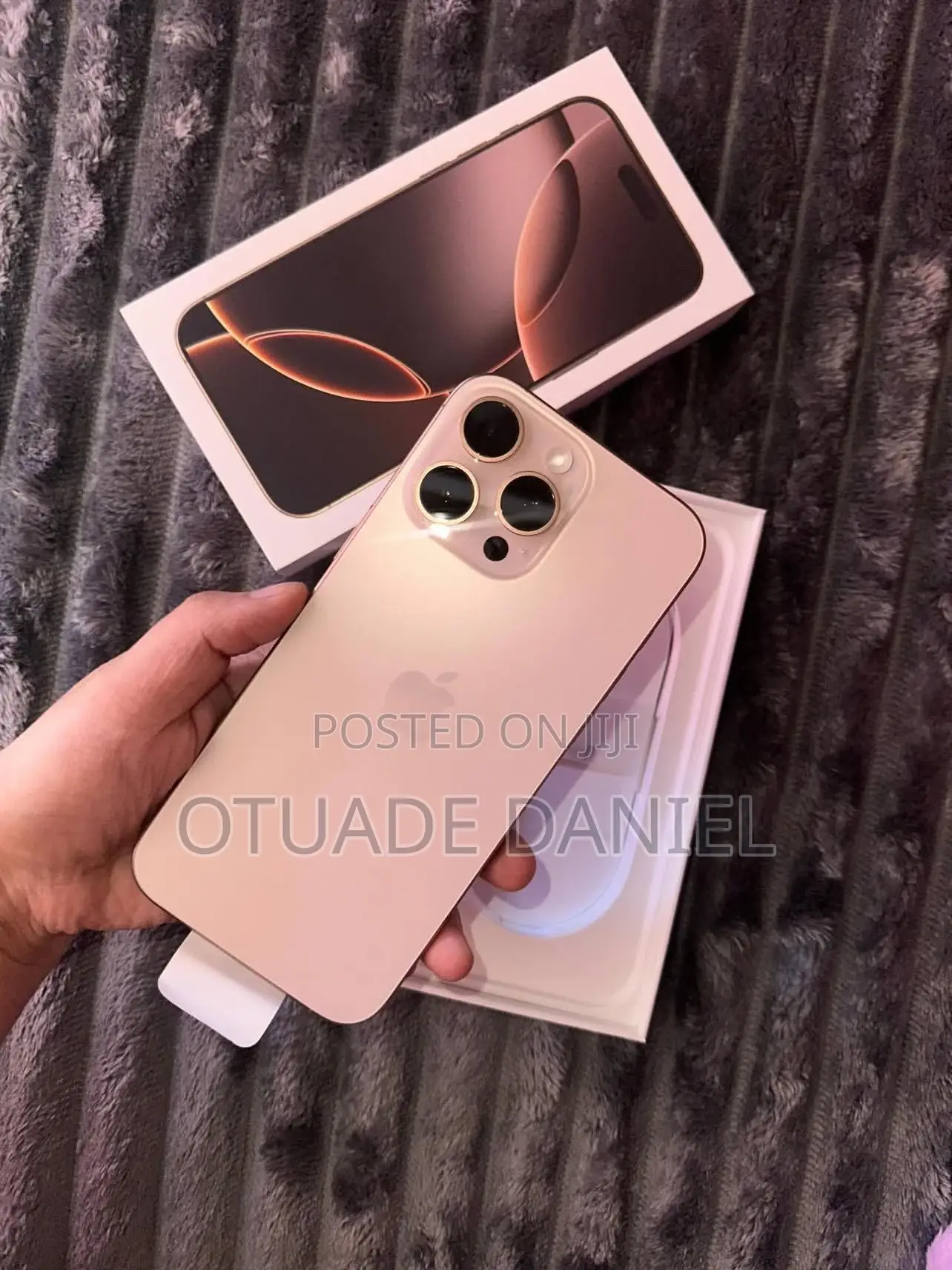 Apple iPhone 16 Pro Max 256 GB Gold