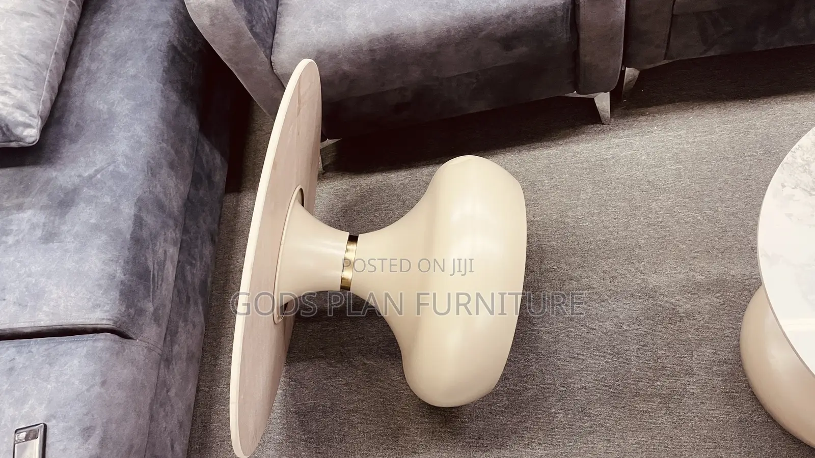 2 Pieces Center Table