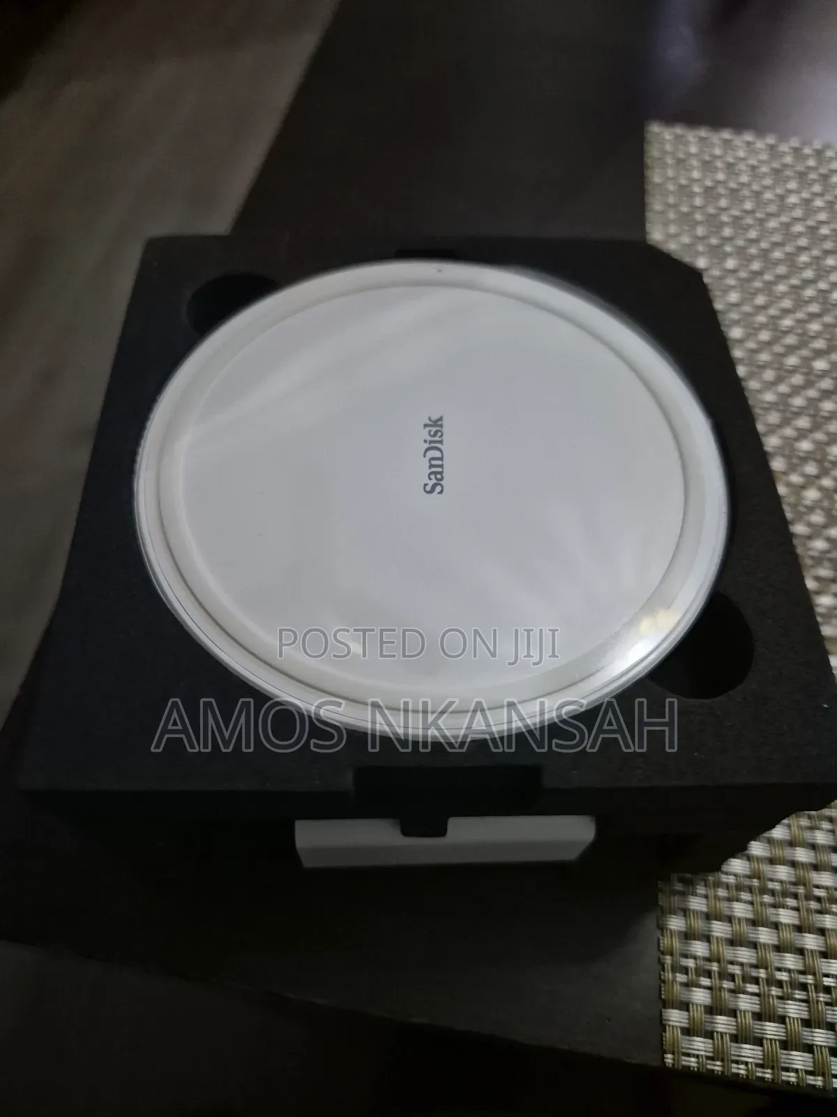 Sandisk Ixpand Wireless Charger 15w